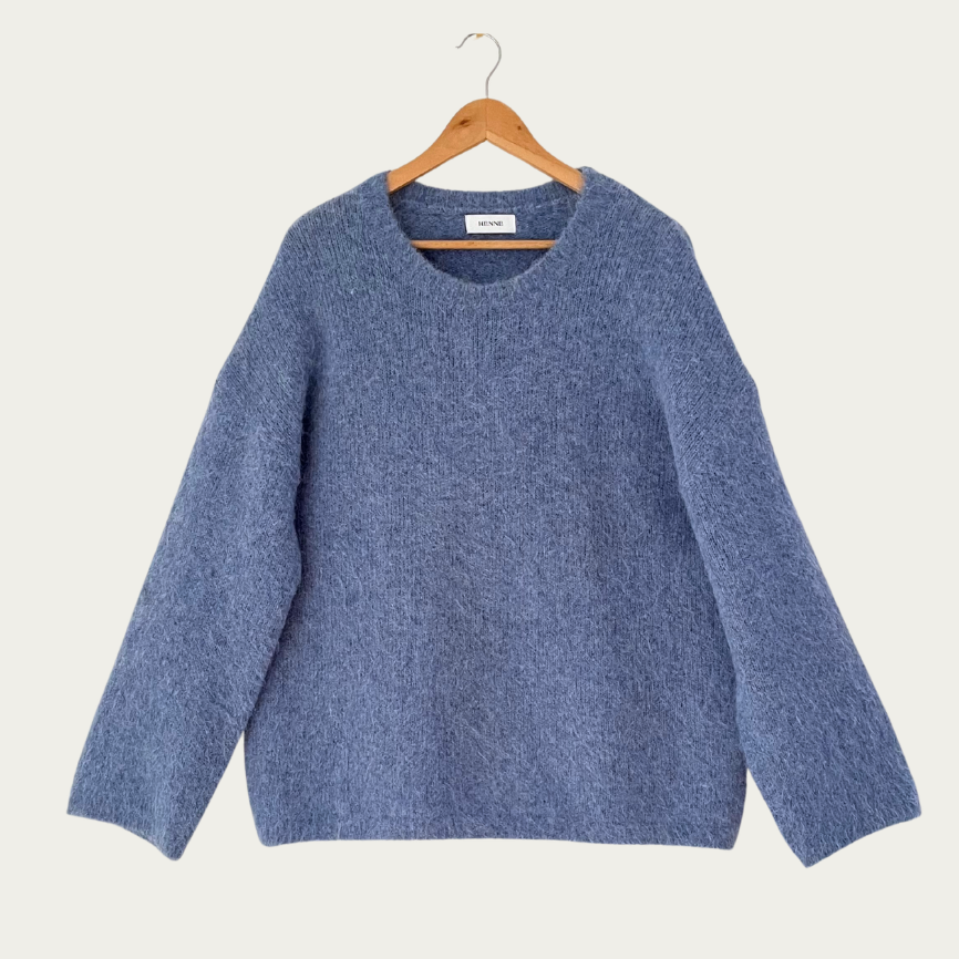 Henne Alpaca Sweater in Blue Size M/L.