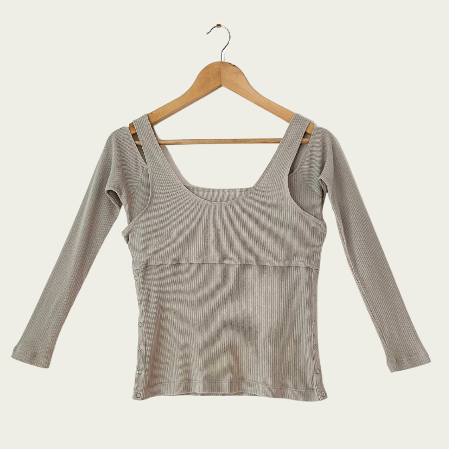 Permanent Vacation PRACTISE Layered Top Size S.