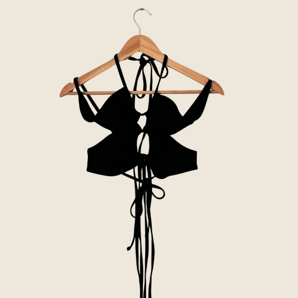 Emily Watson Cutout Crop Top Size XS/S.