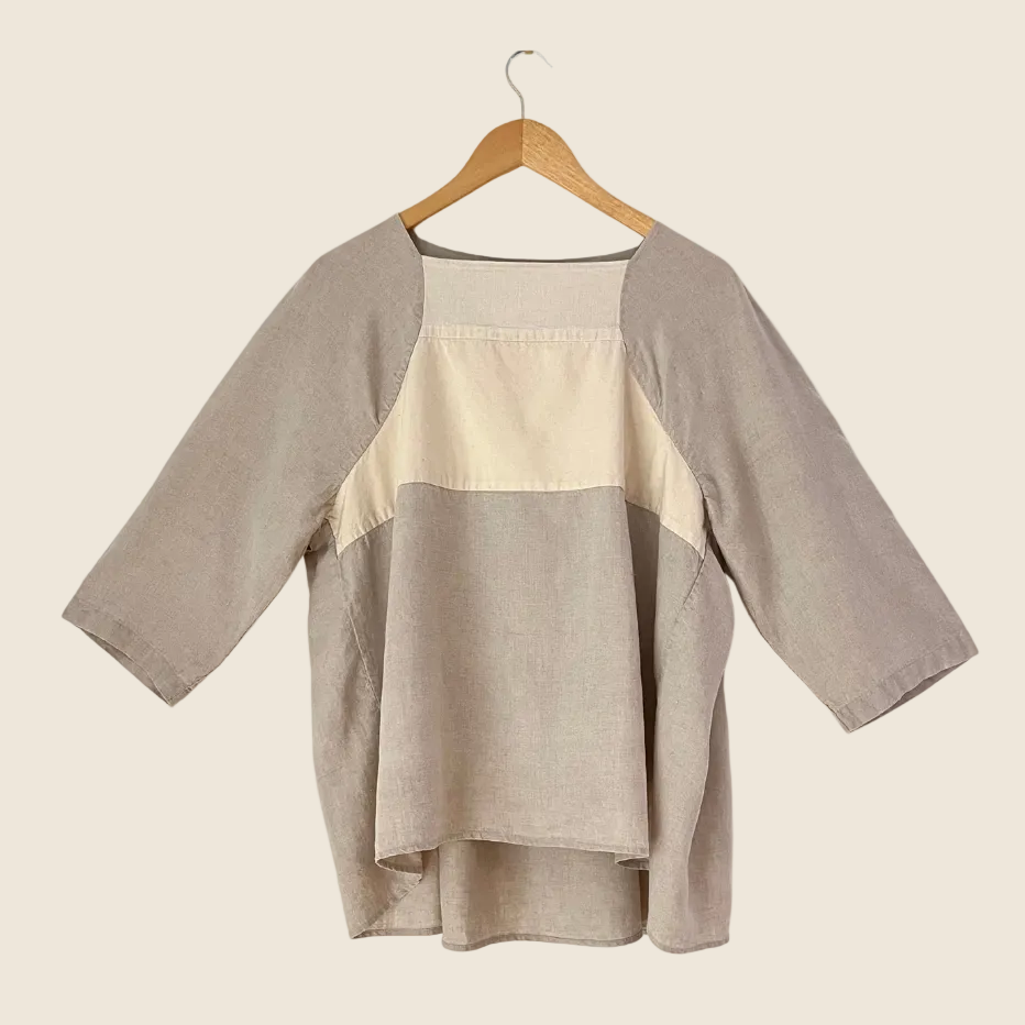 Veritecoeur Linen Back Gather Top in Kinari Size F/One Size.