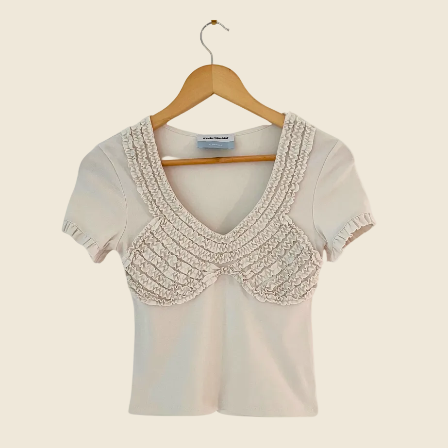 Mode Mischief LULU Ruffle Tee in Cream Size XS.