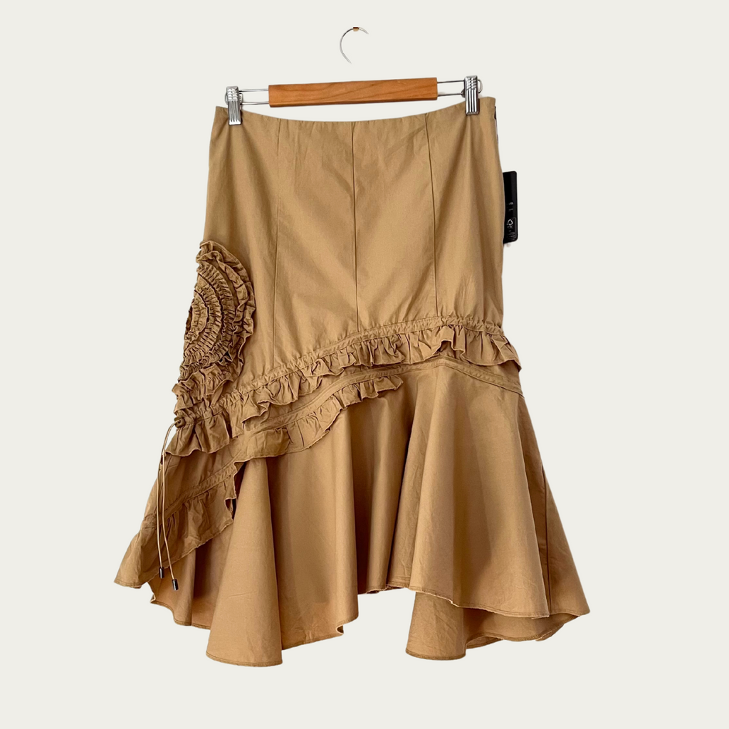 Sculptor BNWT Ruffle Trim Midi Skirt in Beige Size M.