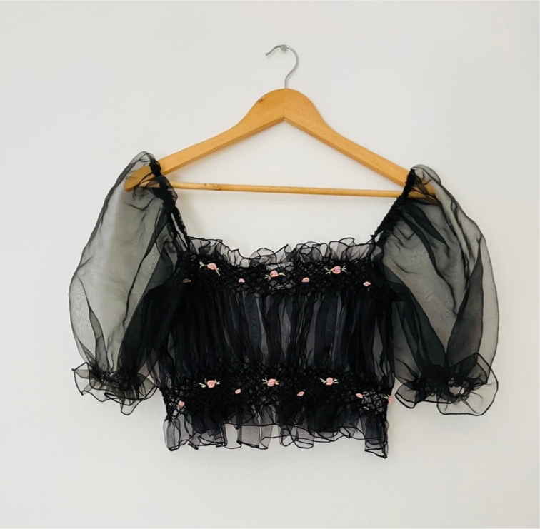 Tach PANDORA Cropped Blouse.