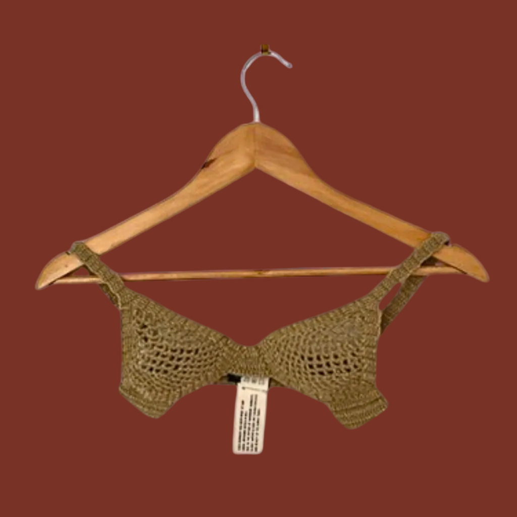 Isa Boulder EXPLORE crochet-knit bra in Beige.