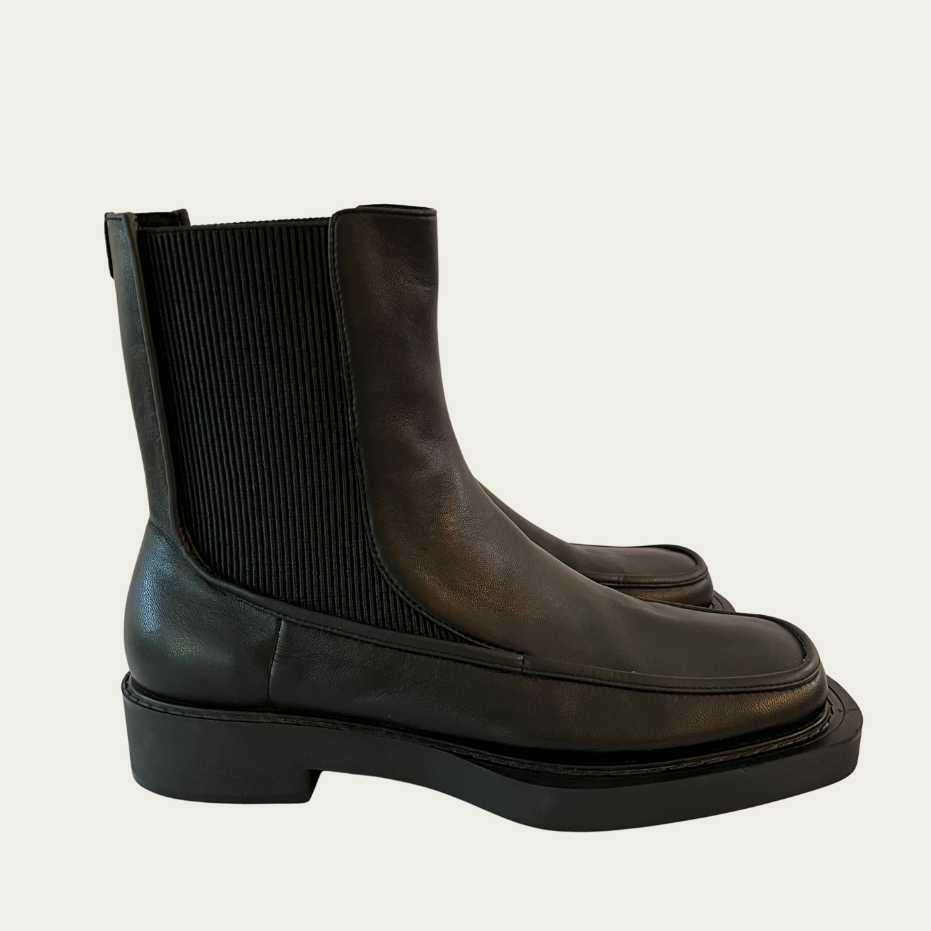 St Agni Square Toe Boots Size 39.