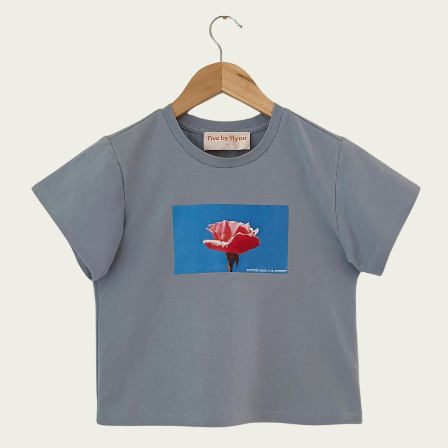 Five By Flyn BABY ROSE Tee Size XS.