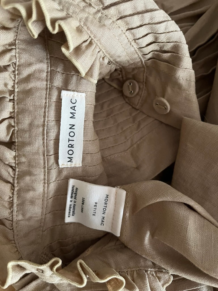 Morton Mac Linen Shirt Dress in Light Brown.