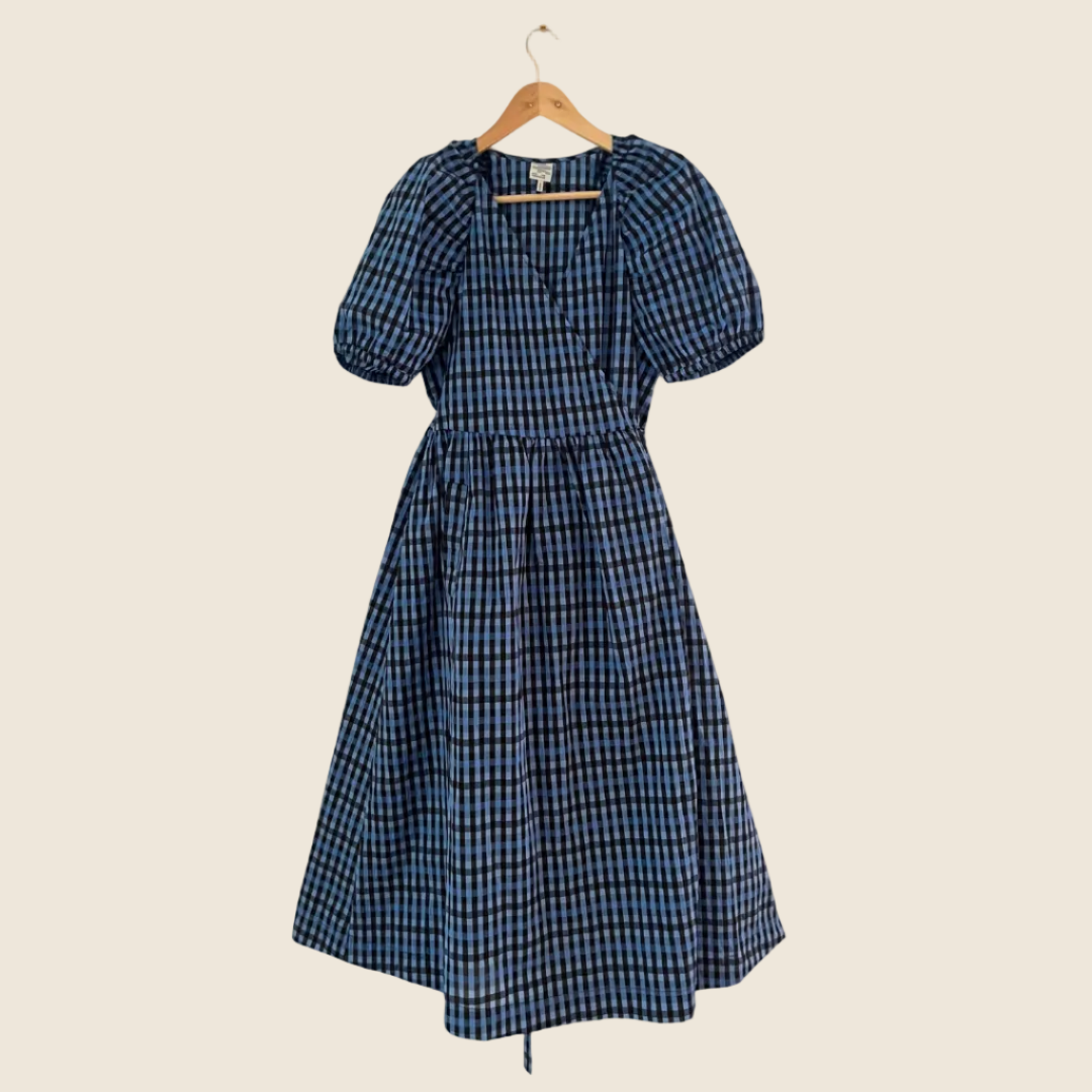 Baum Und Pfergarten WALLET Dress in Blue Size 38/M.
