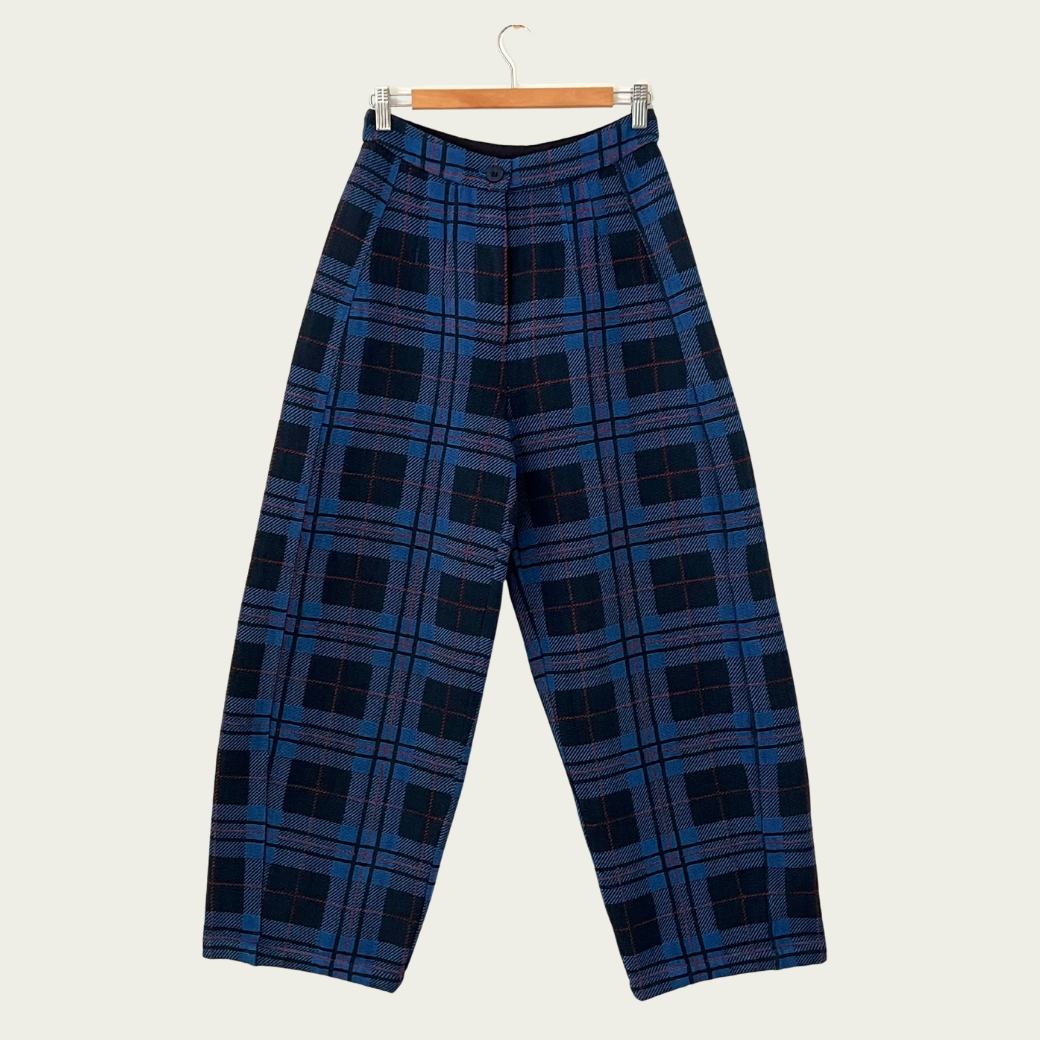 Alpha60 Balloon Checked Pants Size XS.