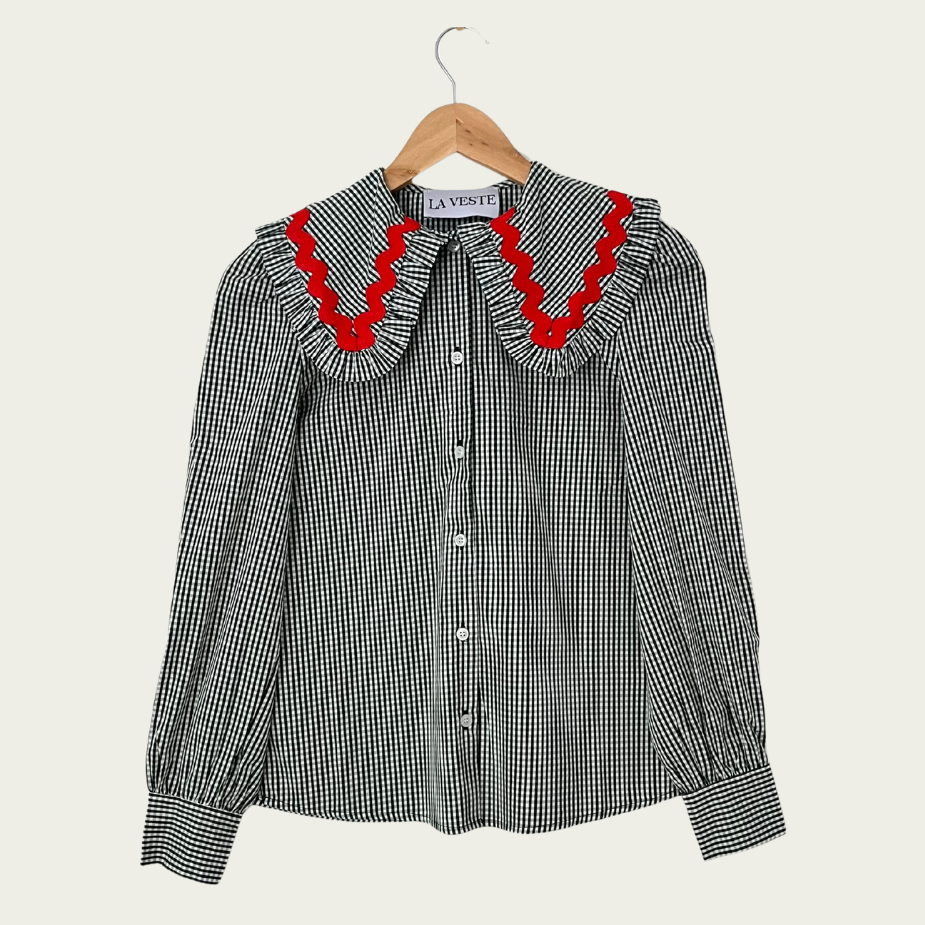 La Veste School Shirt 01 Size XS.