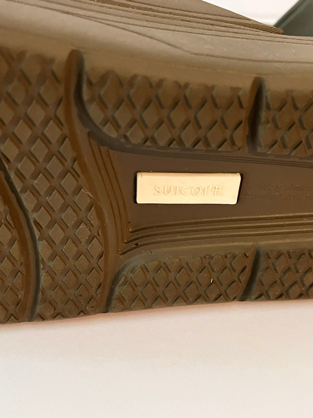 Suicoke POLK Split-toe Sandals in Olive Green.