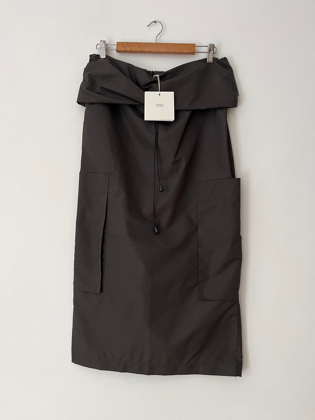 Harris Tapper CHAIMBERLAIN Skirt in Ashphalt.