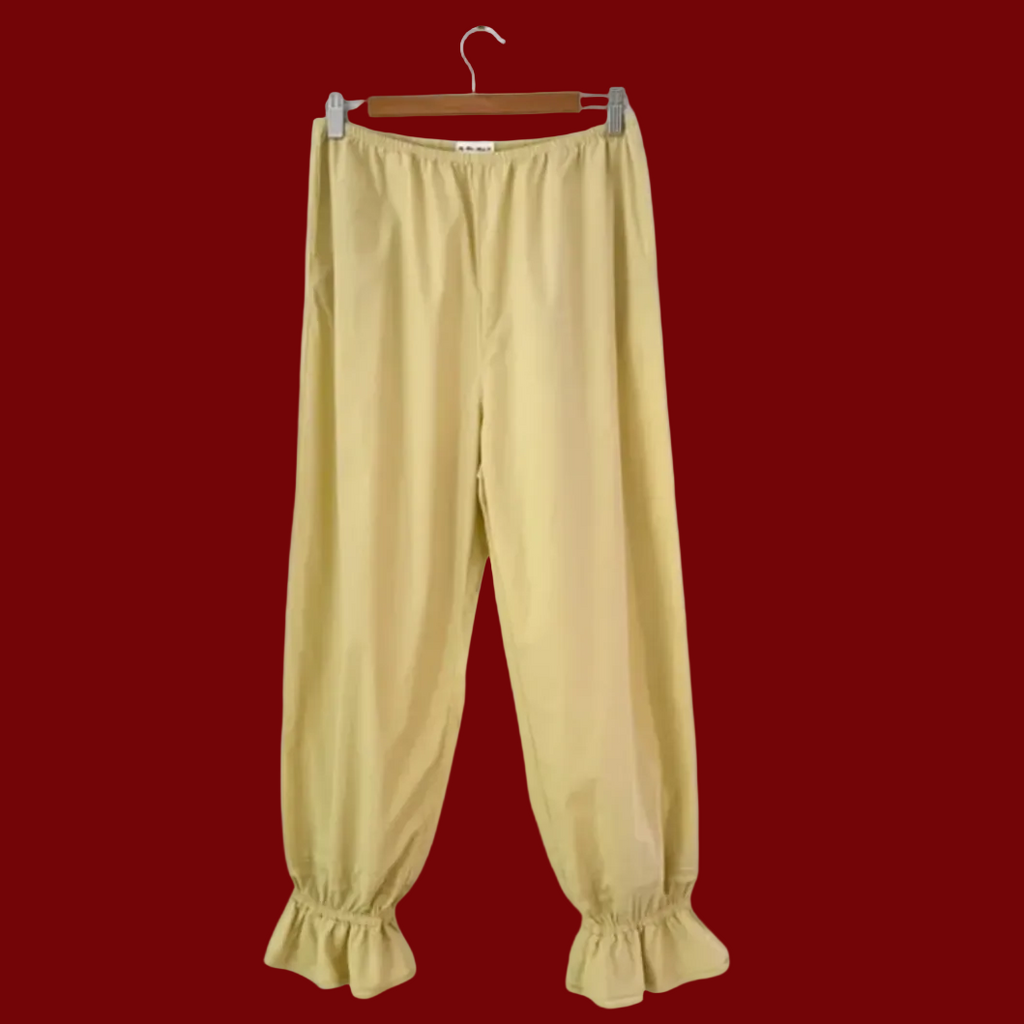 My Mum Made It RUFFLE BLOOM Pants in Butternut Size M.