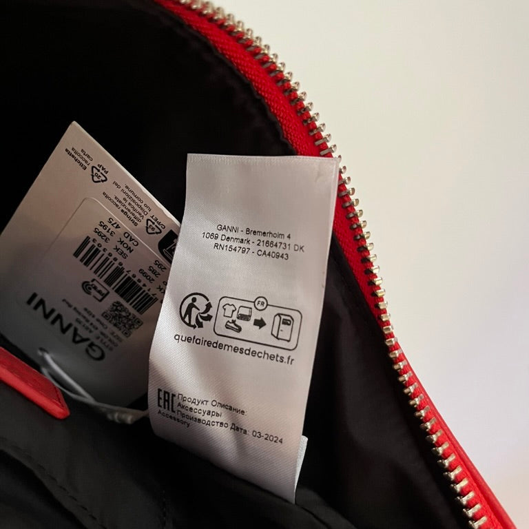 Ganni BNWT Small BUCKY Crossbody Bag in Racing Red.