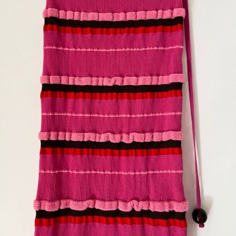 Jacquemus LA JUPE MAILLE CONCHA Midi Skirt in Pink.