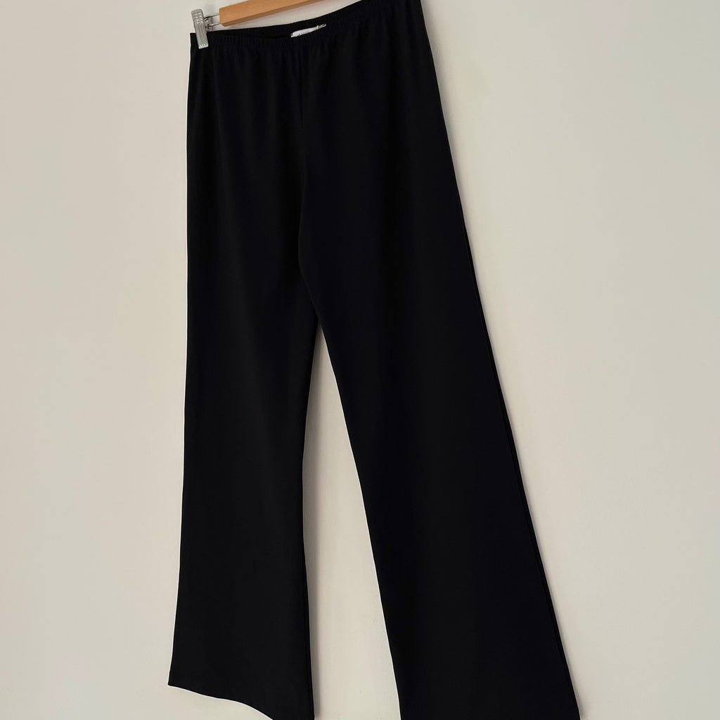 Gimaguas BNWT LULA Trousers Size M.