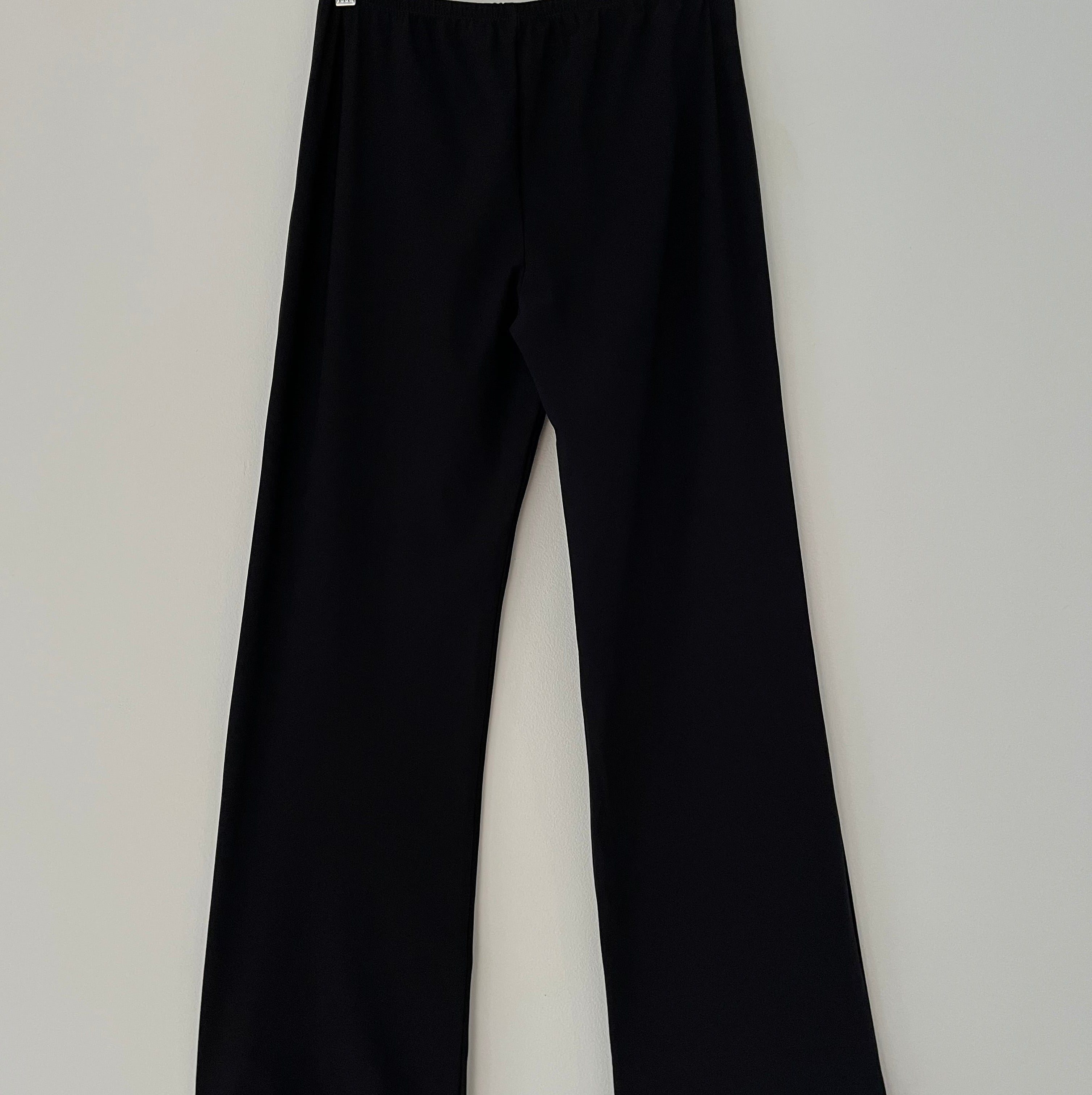 Gimaguas BNWT LULA Trousers Size M.