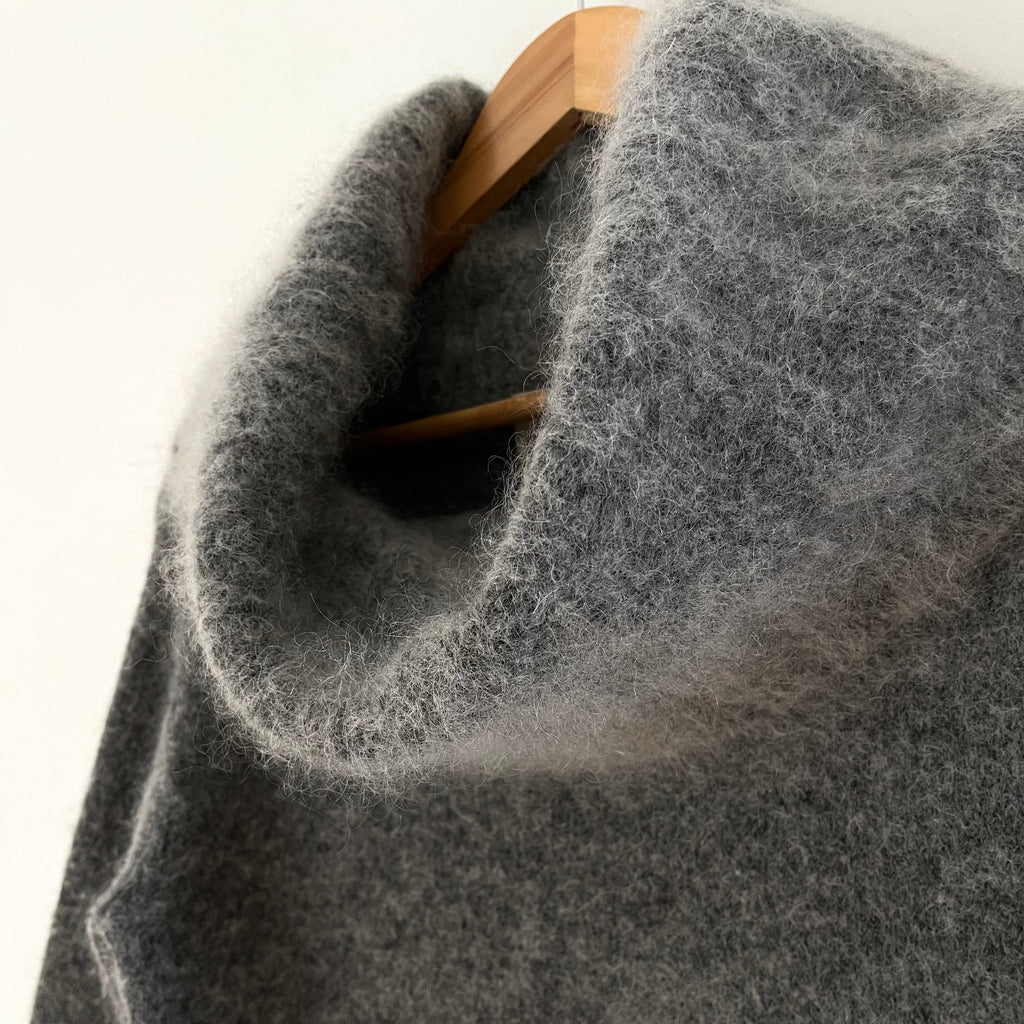 Acne Studios RAZE Mohair Sweater Size XS.