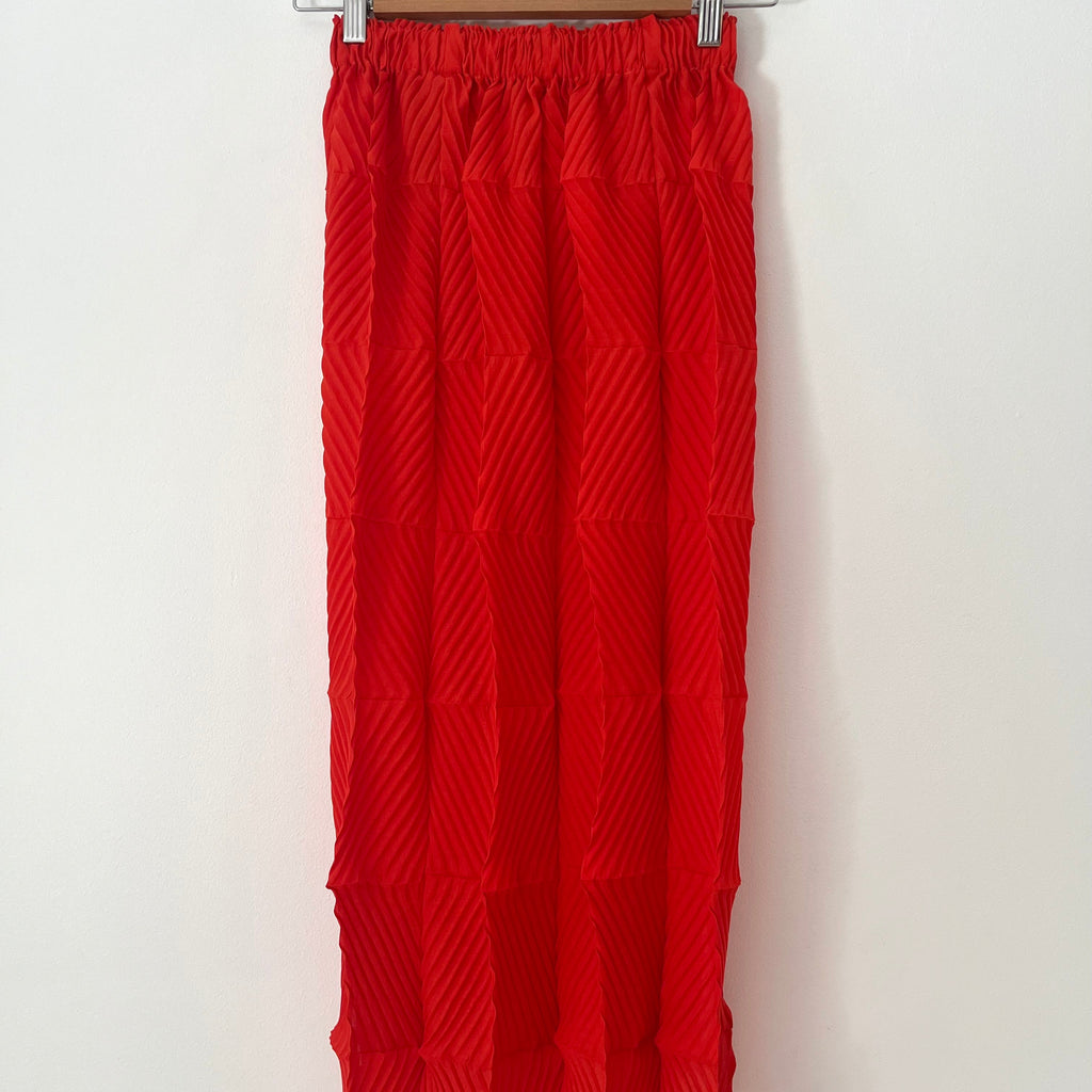Alpha60 Pleated Midi Skirt in Red.