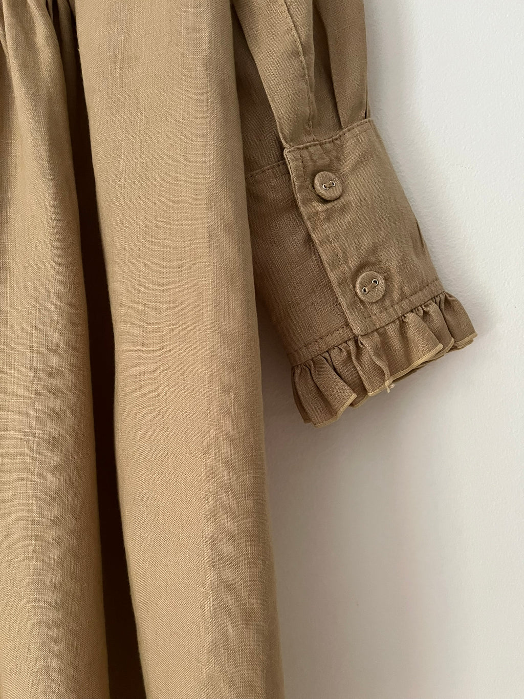 Morton Mac Linen Shirt Dress in Light Brown.