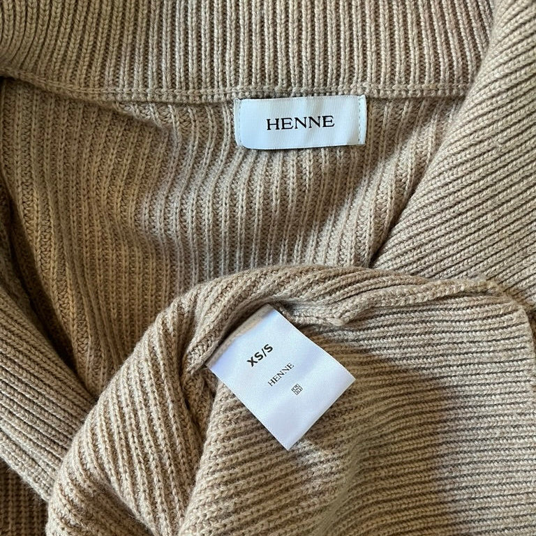 Henne DARIO Knit Sweater.