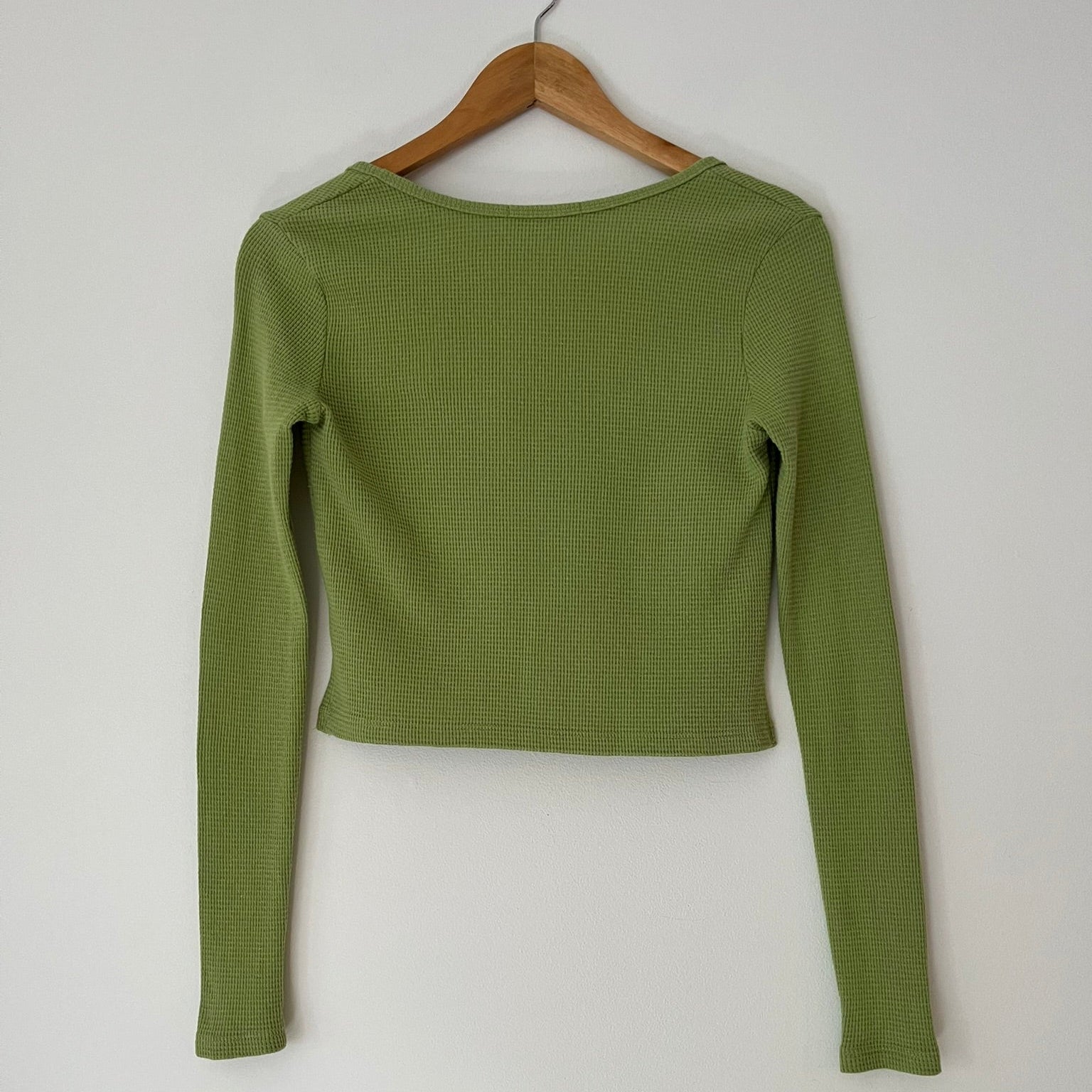 Lisa Says Gah MIA Long Sleeve Crop Top in Green.