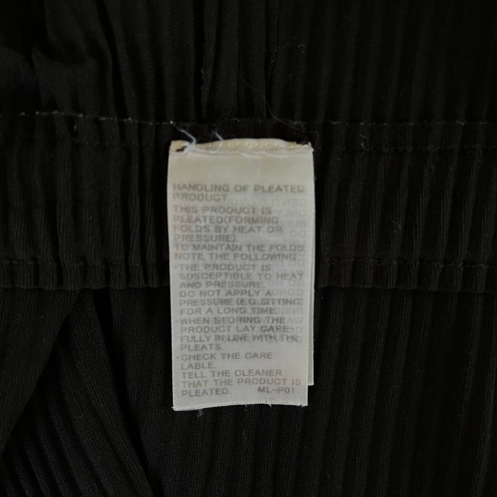 ME By Issey Miyake Pleated Trousers Size S.