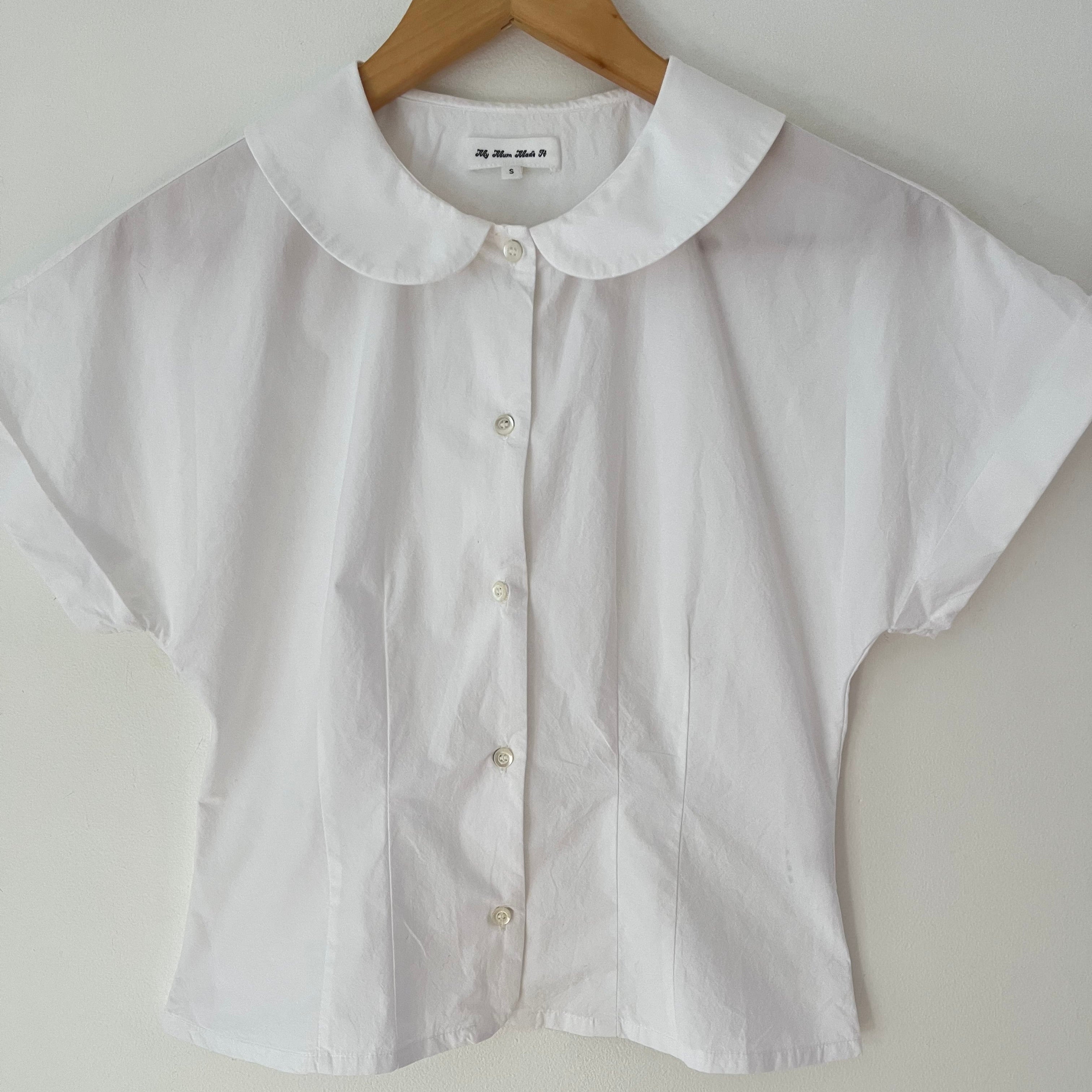 My Mum Made It Curved Collar Cap Sleeve Shirt Size S.