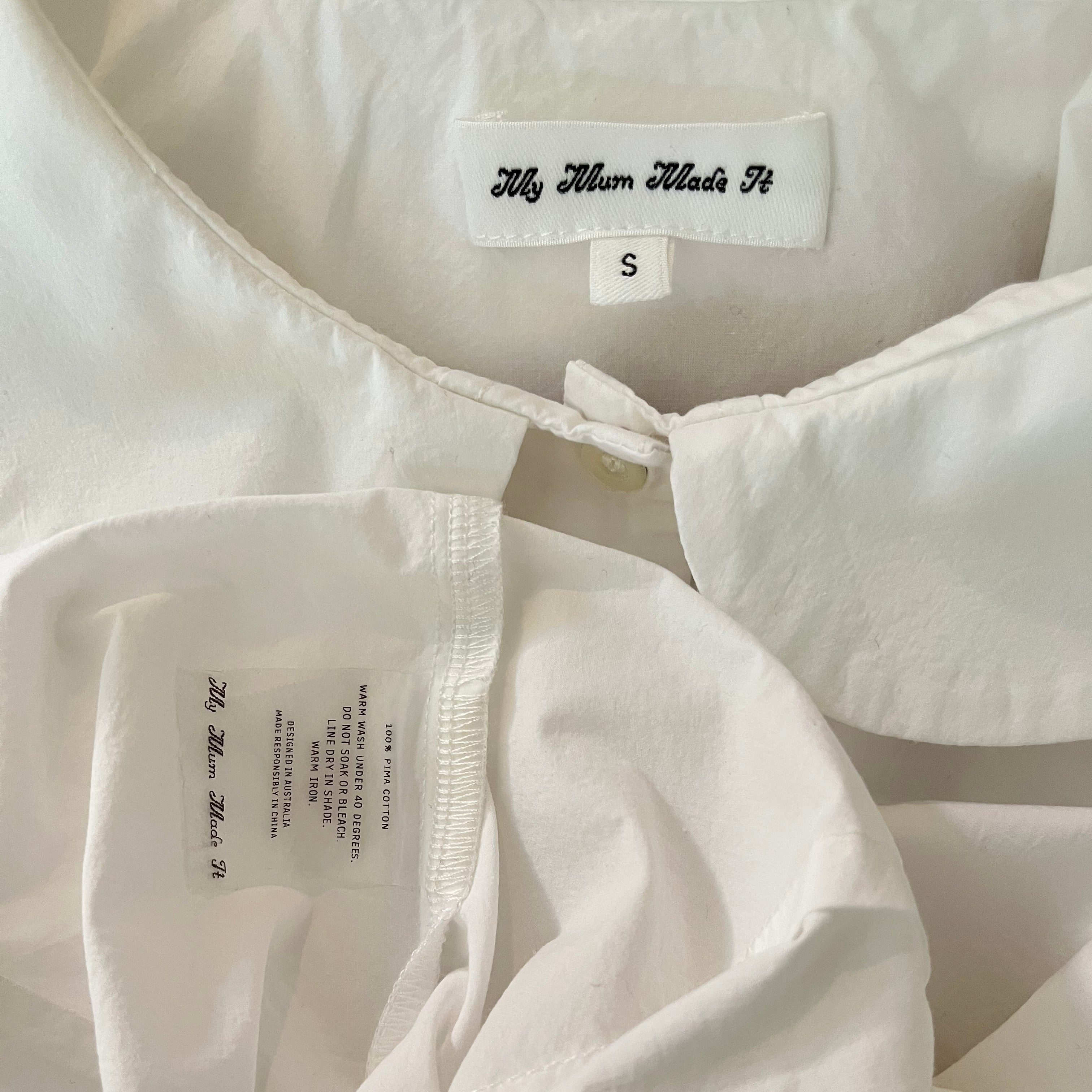 My Mum Made It Curved Collar Cap Sleeve Shirt Size S.