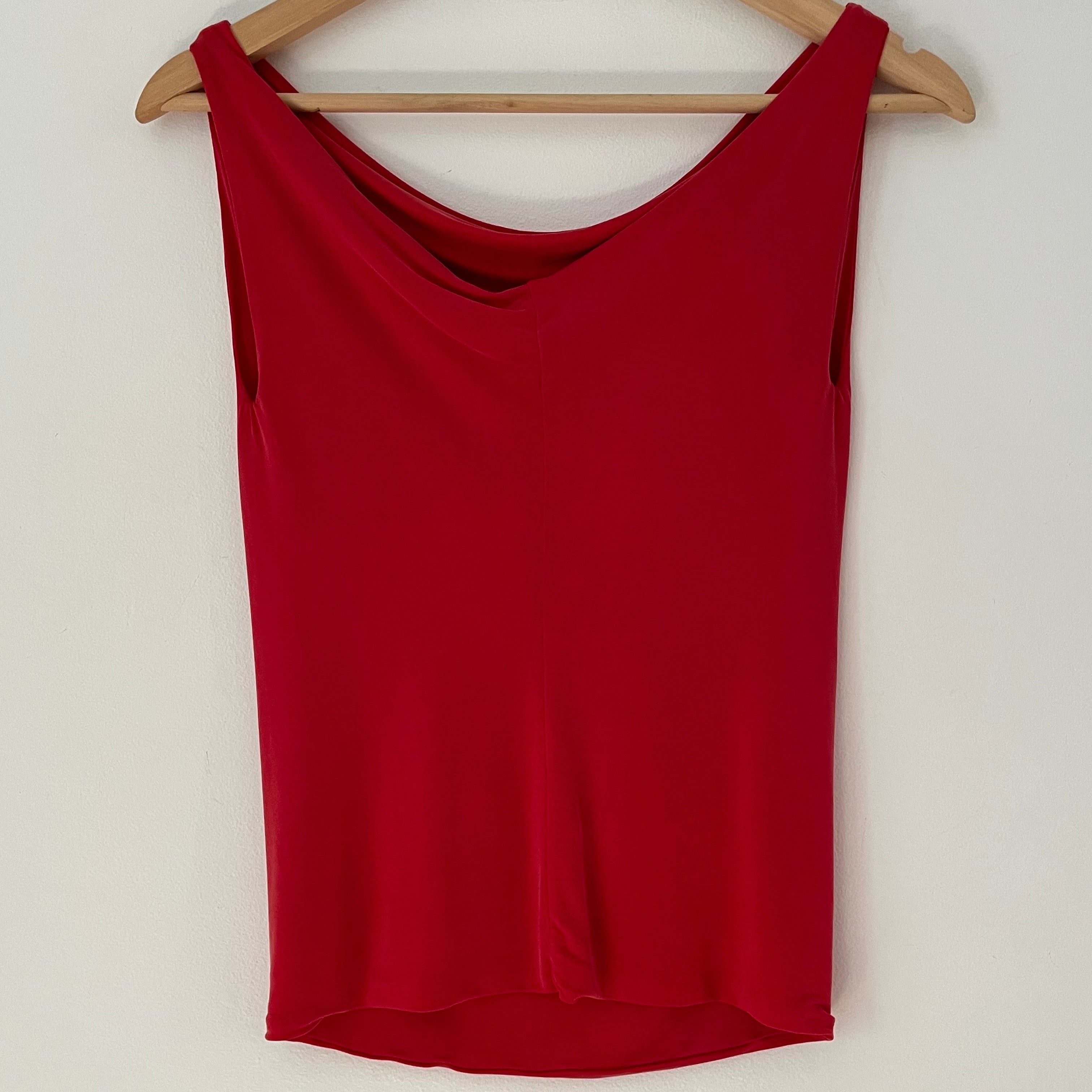 Peachy Den BNWT KYLIE Top in Tomato Size XS.