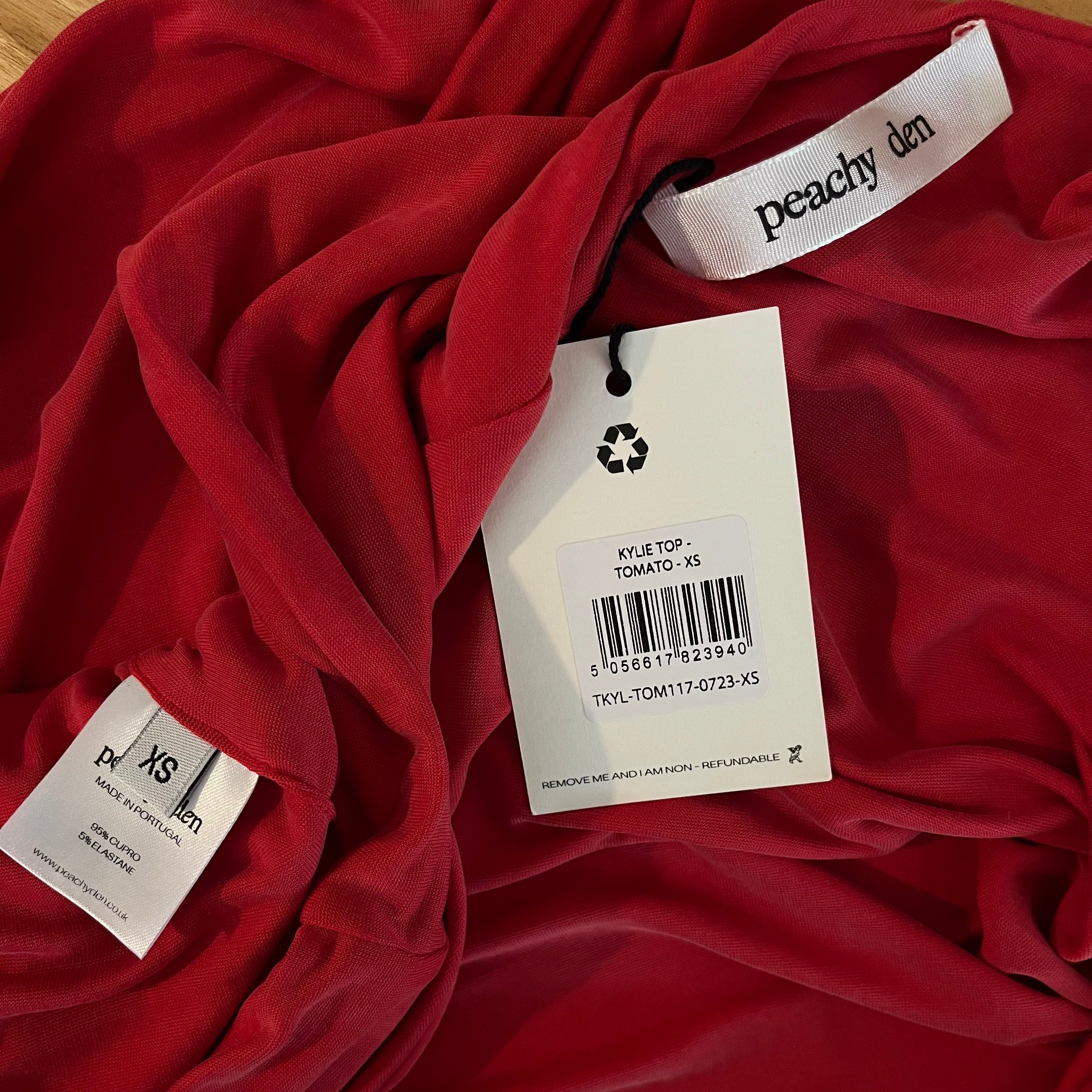 Peachy Den BNWT KYLIE Top in Tomato Size XS.