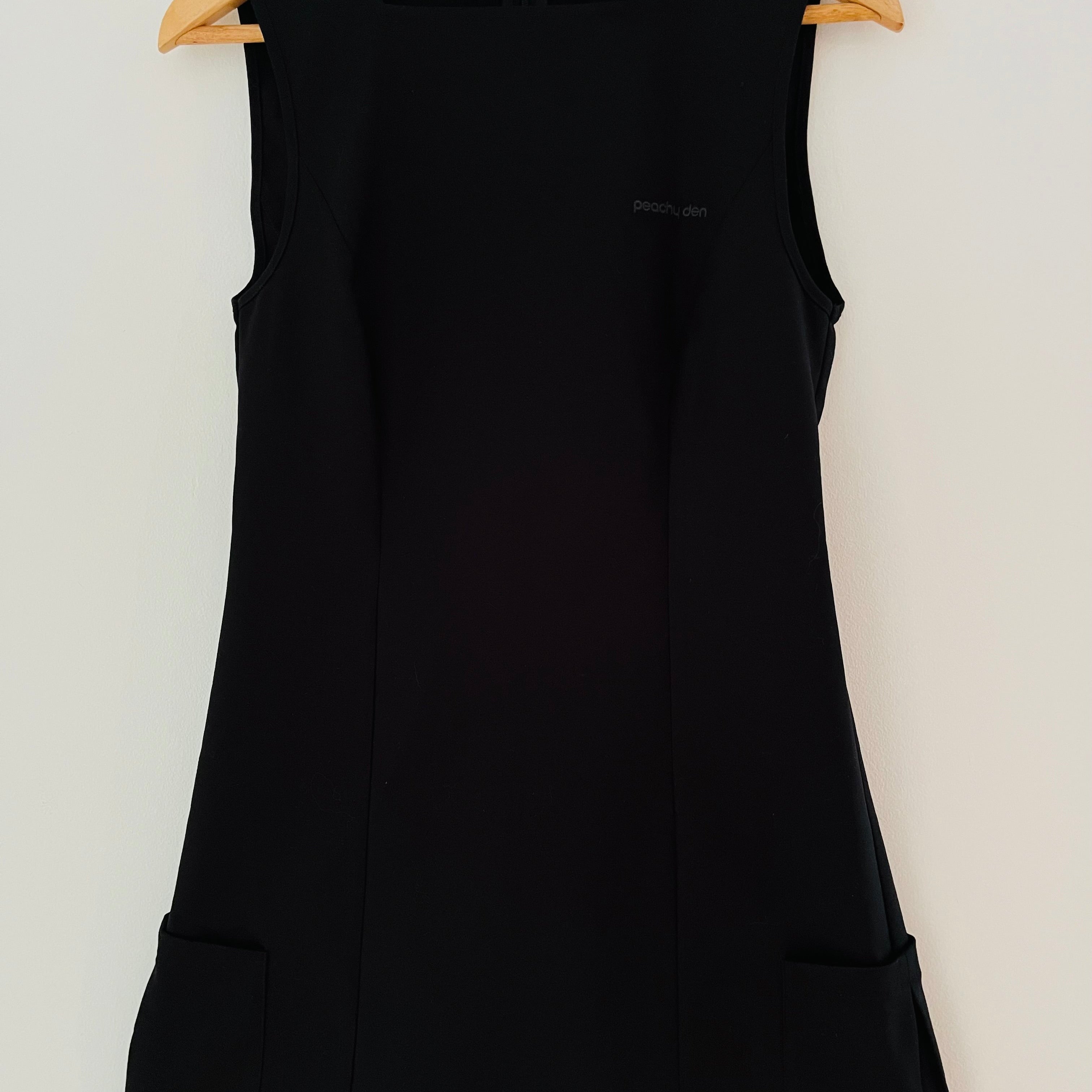 Peachy Den BNWT AUDREY Mini Dress Size M.