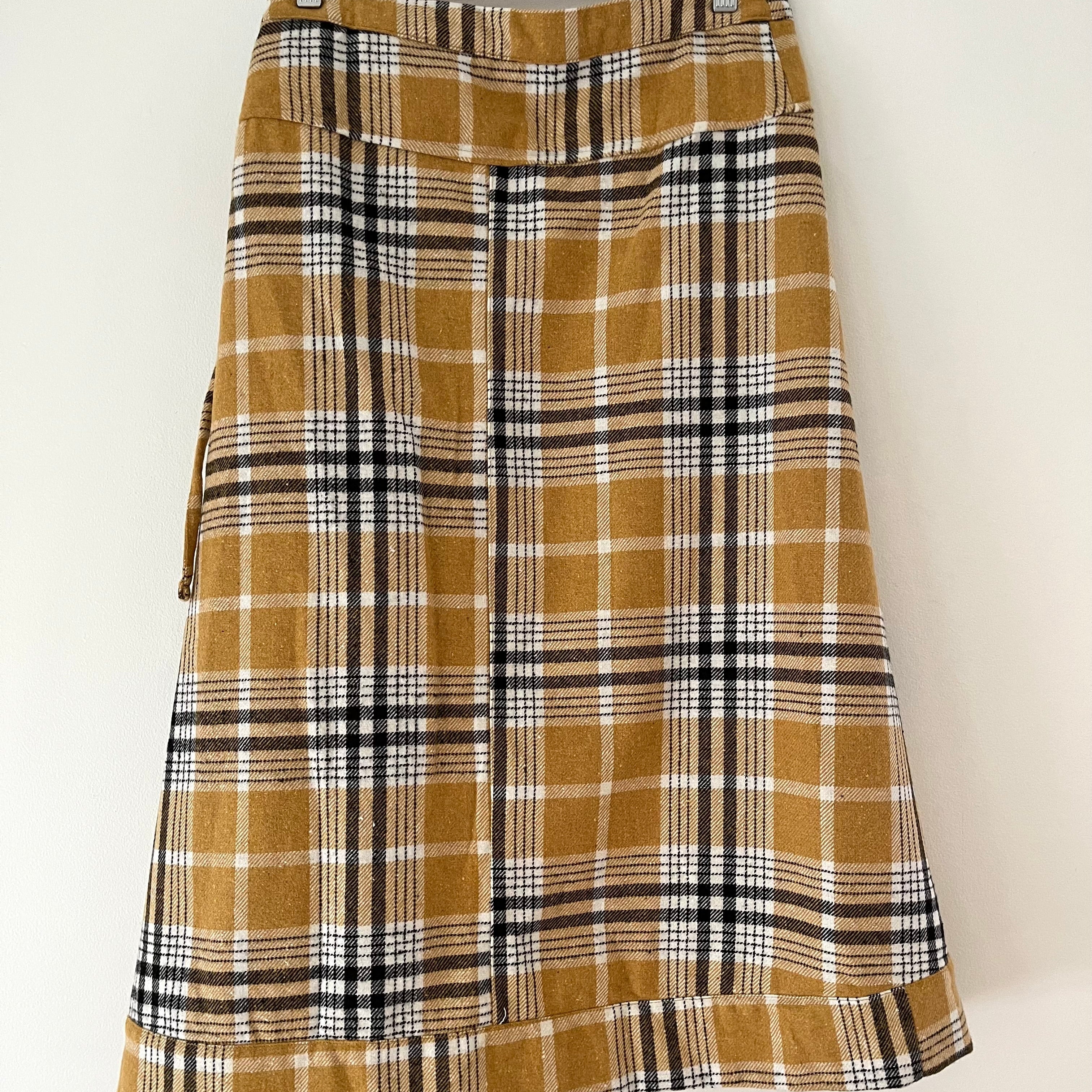 Susmie's ROWAN Skirt One Size.