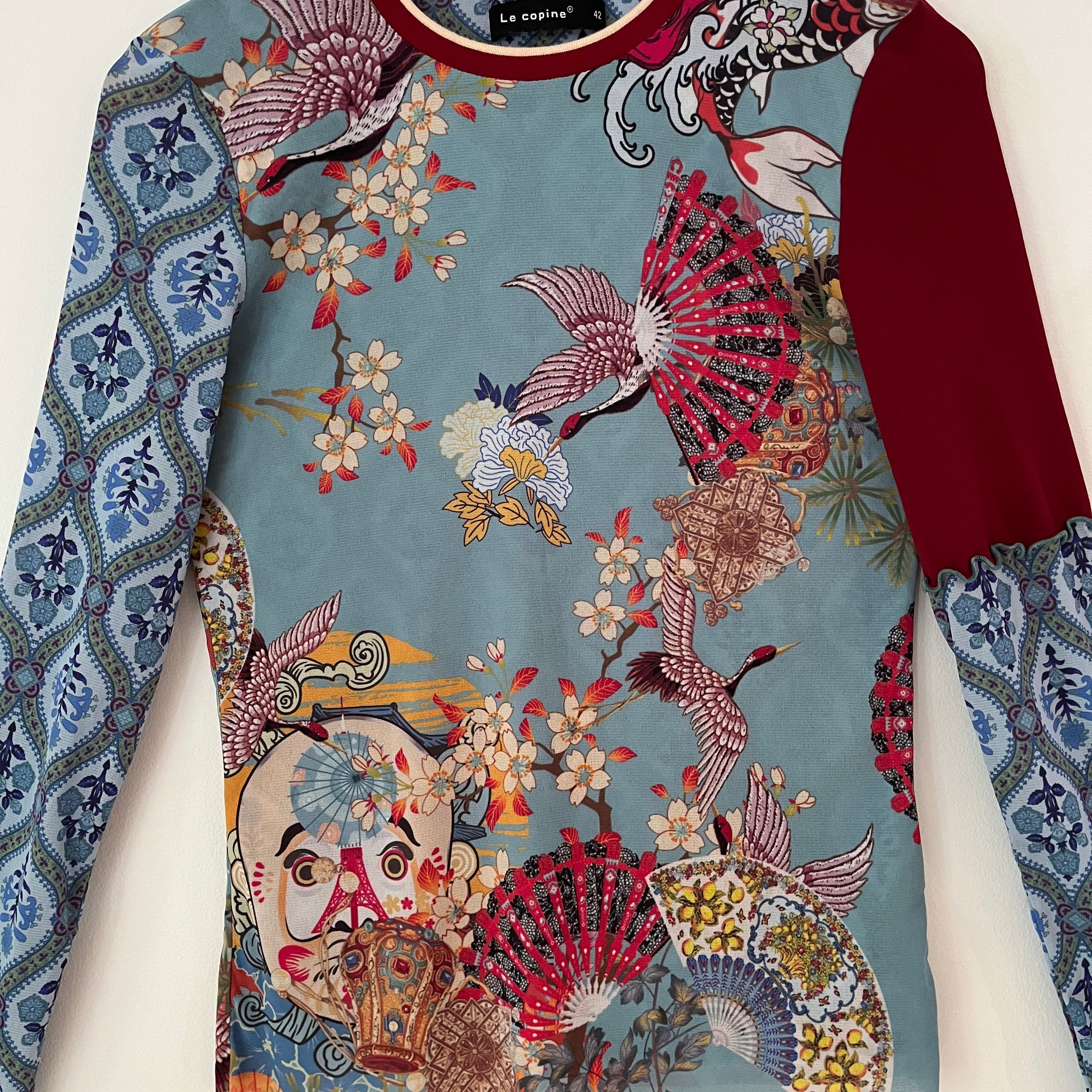 Le Copine/Cop Copine Mesh Graphic Top Size 42/L.