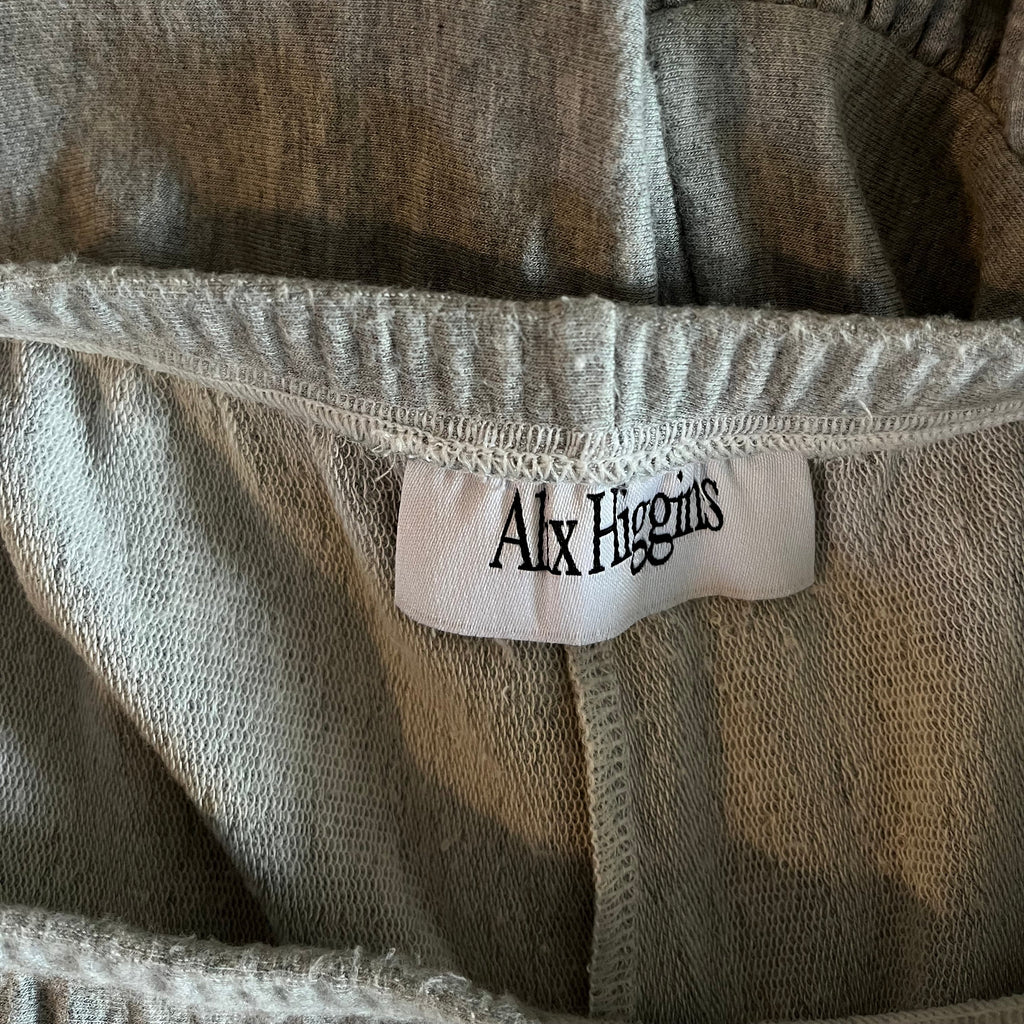 Alix Higgins Ruffle Capris Size XS.