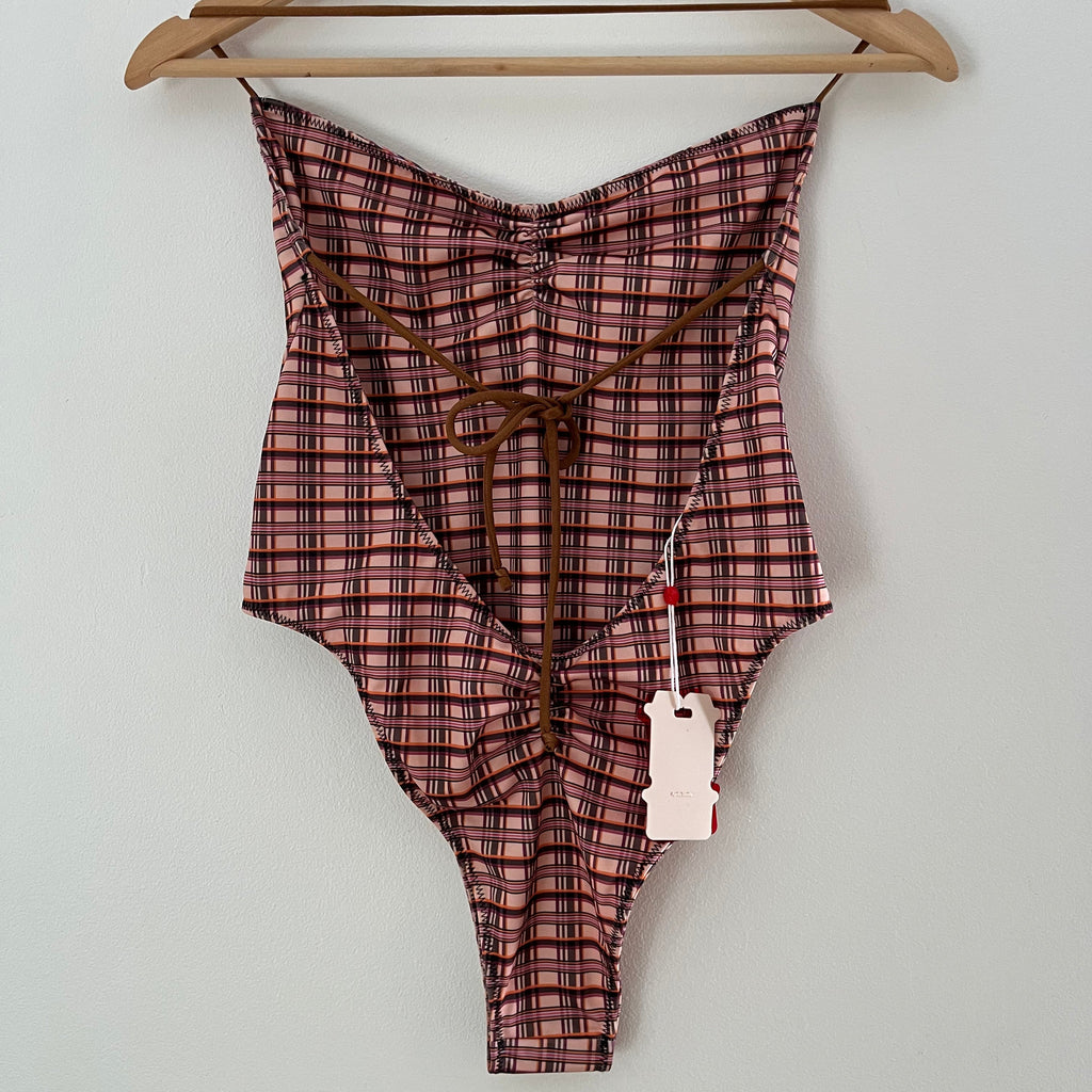 Apres Studios BNWT CINDY One Piece Swimwear Size M.