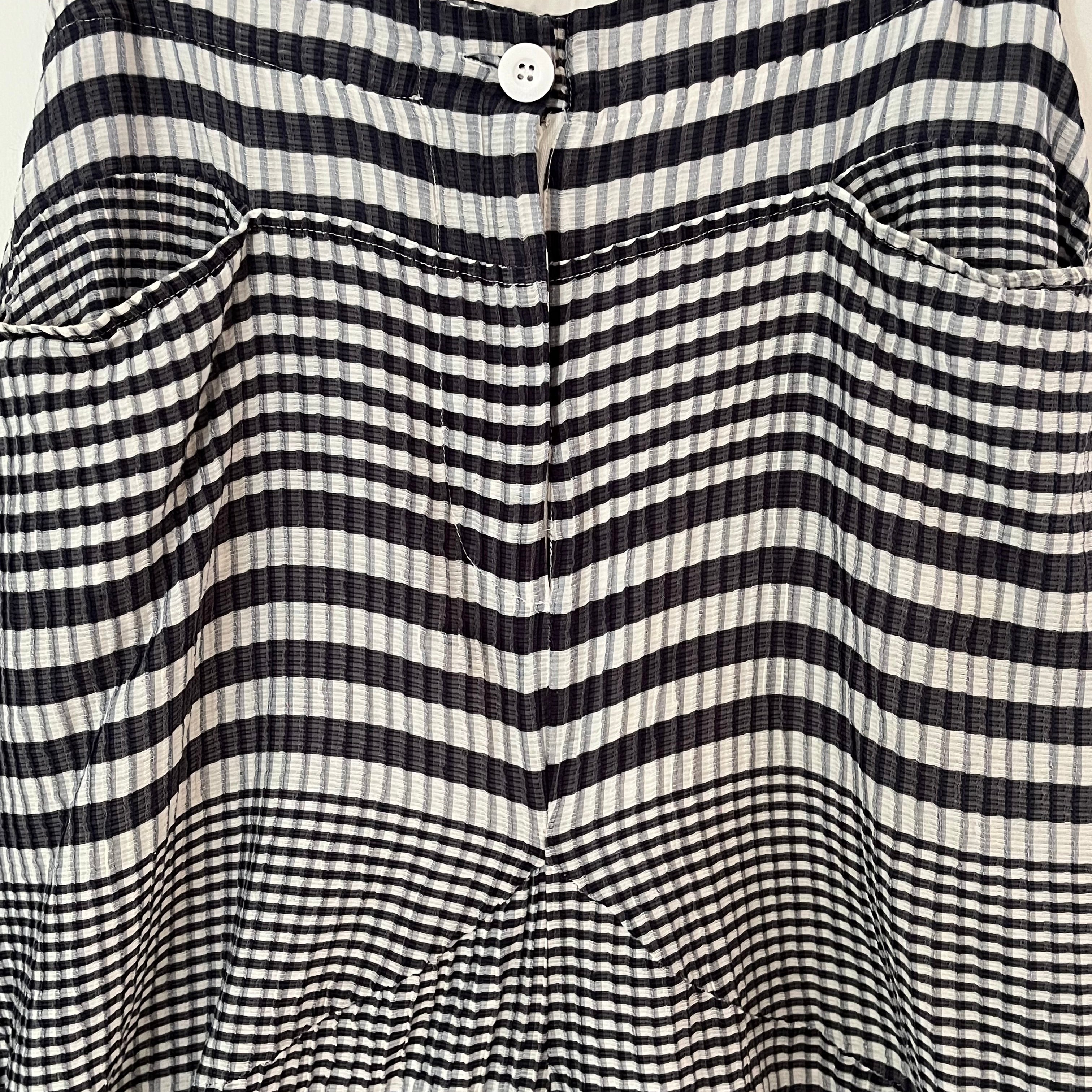 Alpha60 Wide Leg Cropped Pants Size S.
