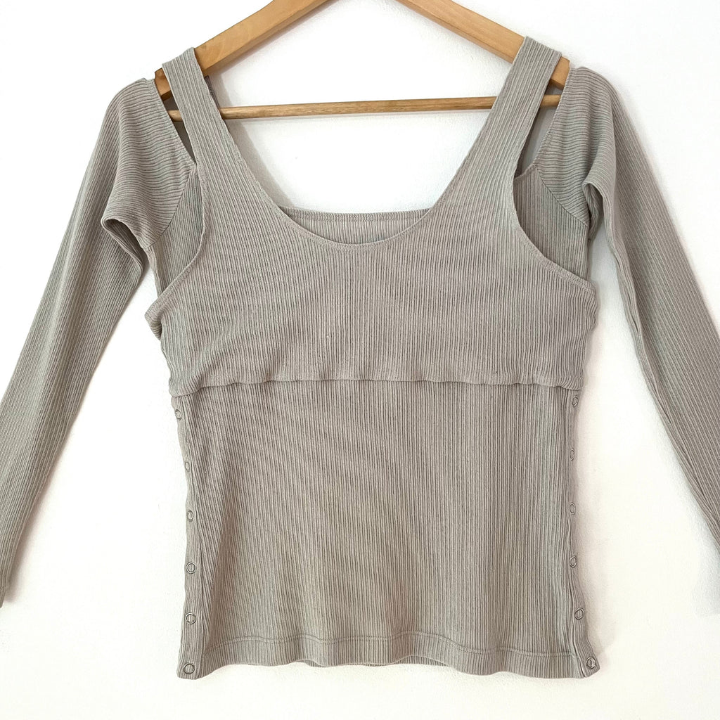 Permanent Vacation PRACTISE Layered Top Size S.