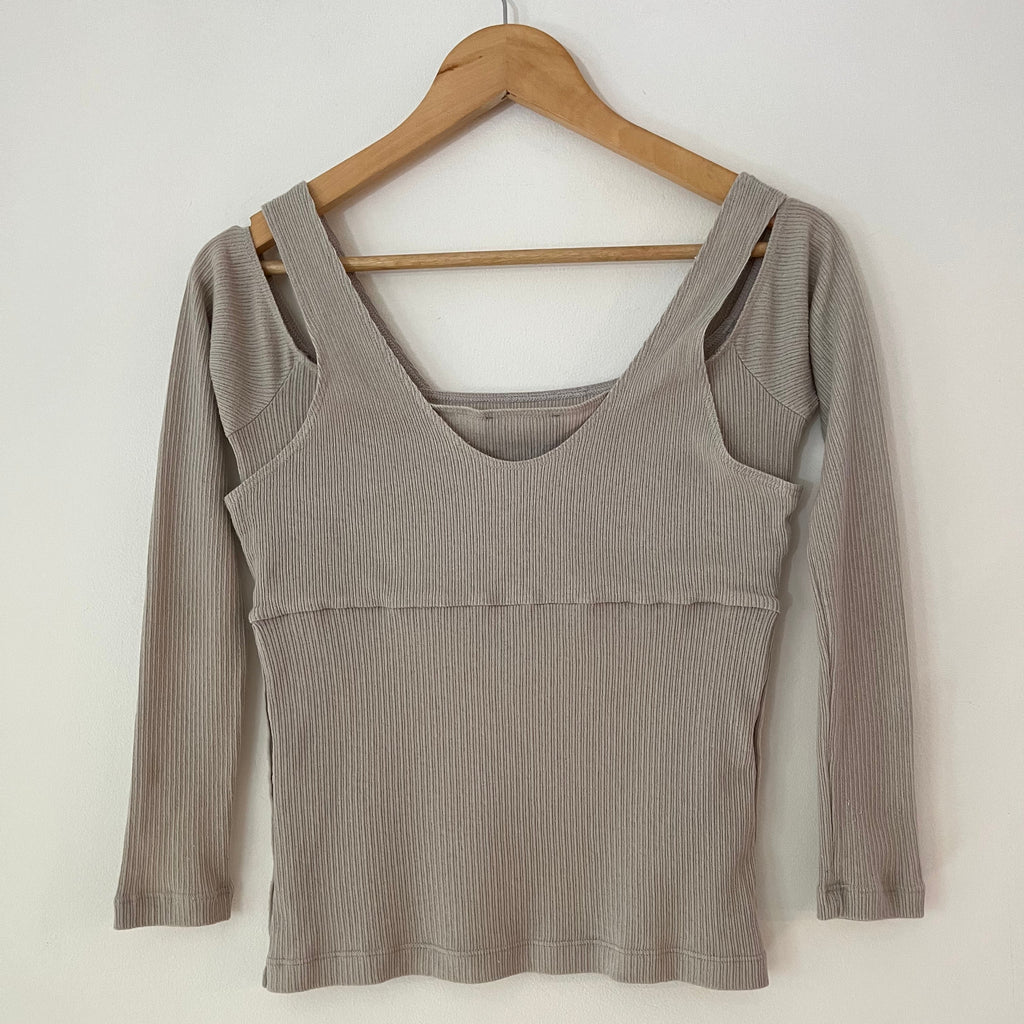 Permanent Vacation PRACTISE Layered Top Size S.