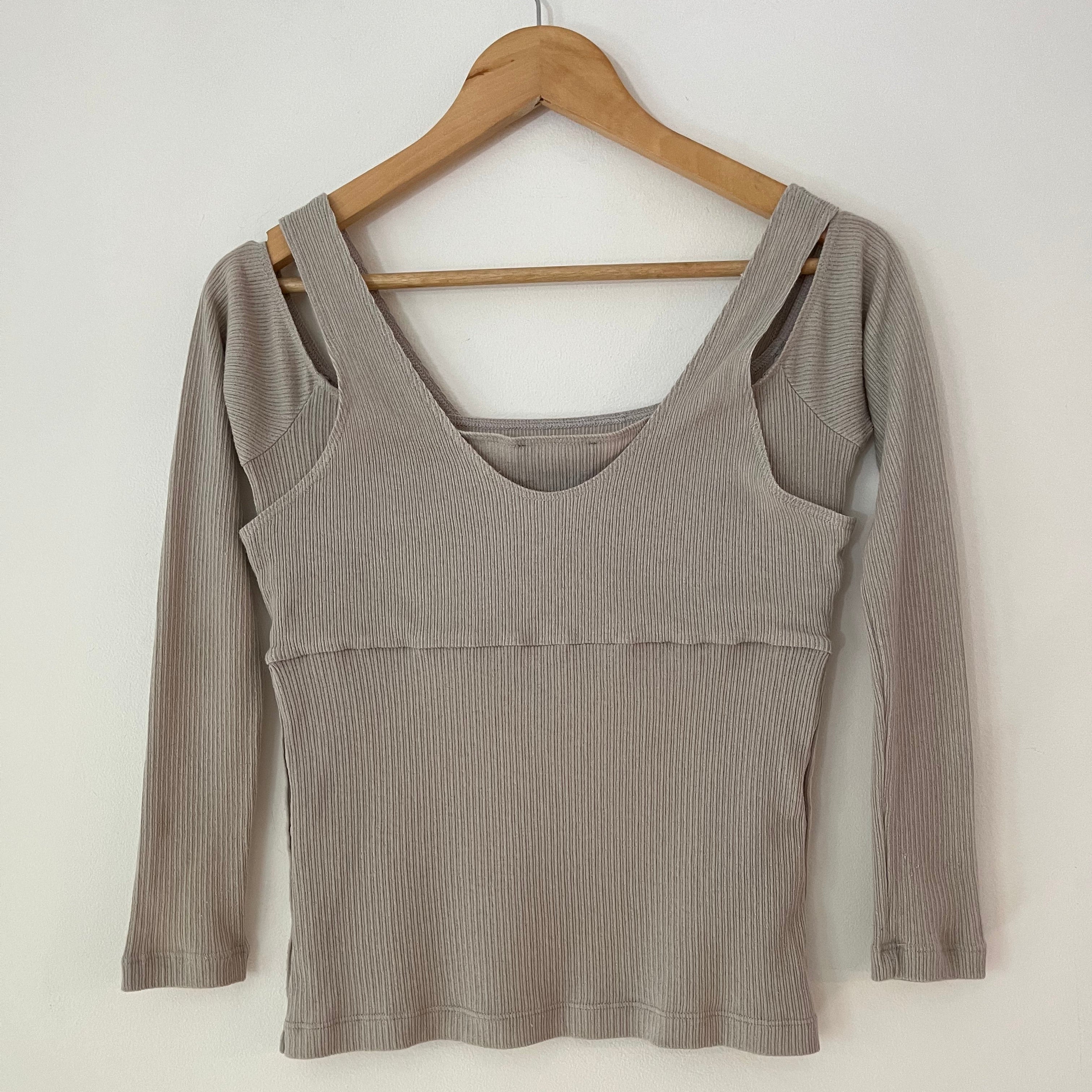Permanent Vacation PRACTISE Layered Top Size S.