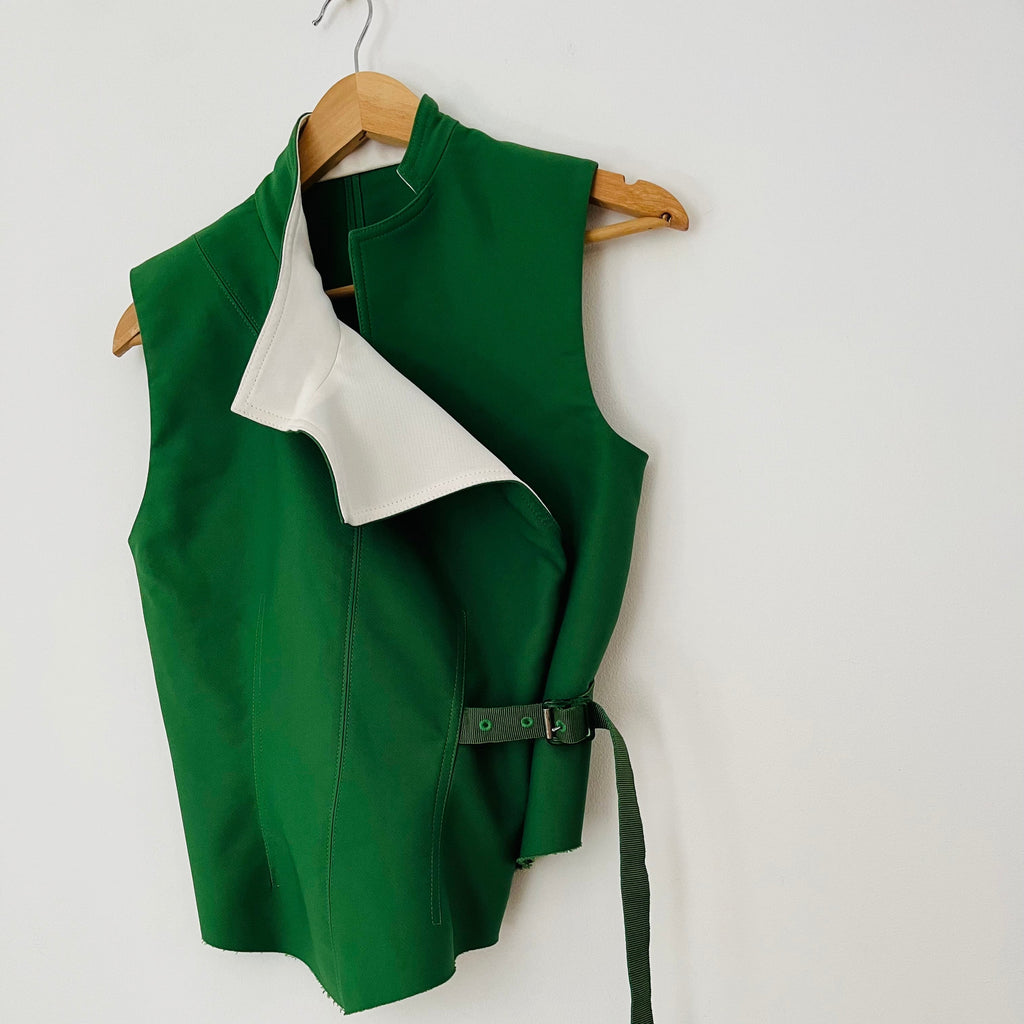 ACNE Studios BNWT Asymmetrical Buckle Jacket/Gilet Size 36/S.
