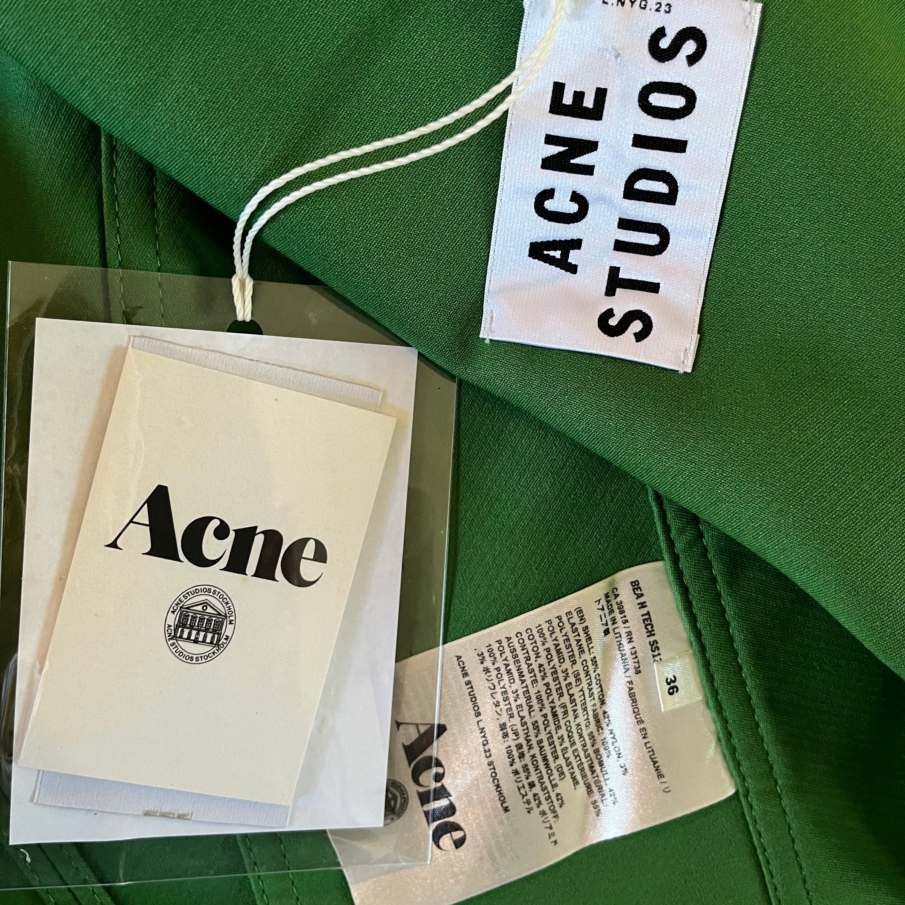 ACNE Studios BNWT Asymmetrical Buckle Jacket/Gilet Size 36/S.