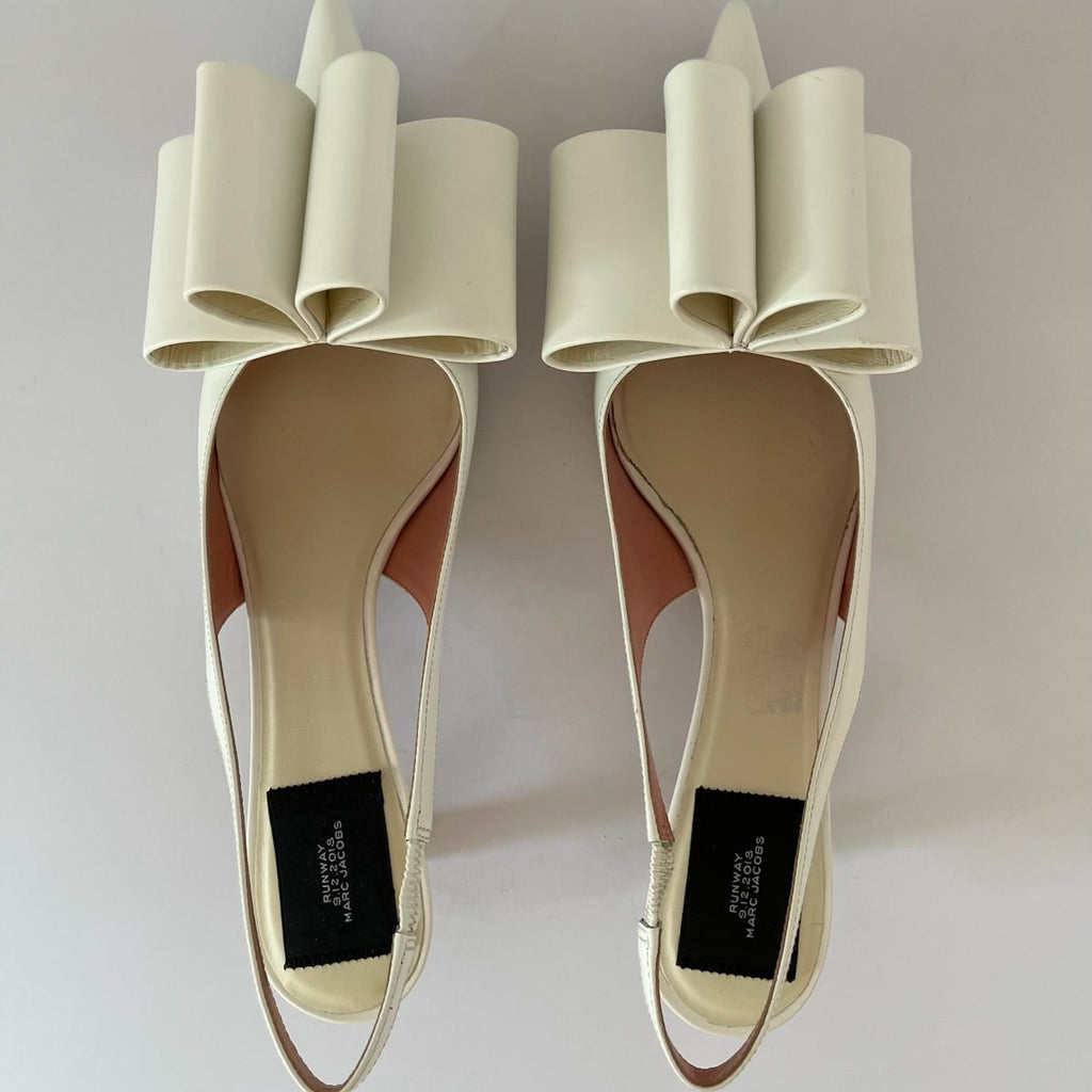 Marc Jacobs Runway Leather Bow Heels Size 39/US8.
