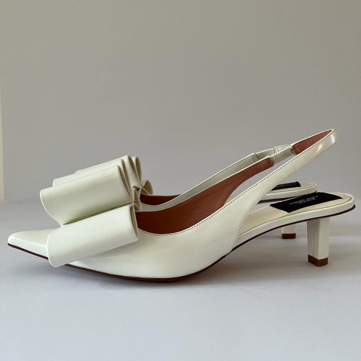 Marc Jacobs Runway Leather Bow Heels Size 39/US8.