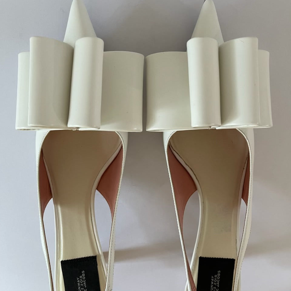 Marc Jacobs Runway Leather Bow Heels Size 39/US8.
