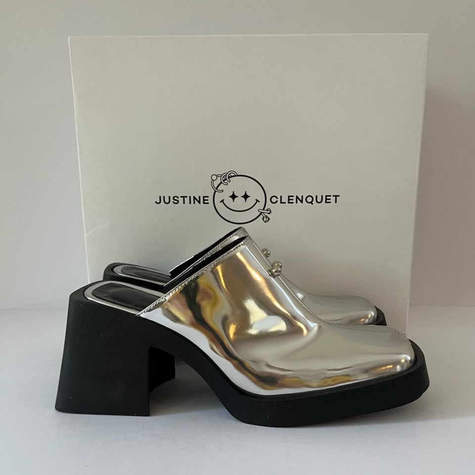 Justine Clenquet BNWB RAYA Mules in Silver Size IT37/US7/UK4.