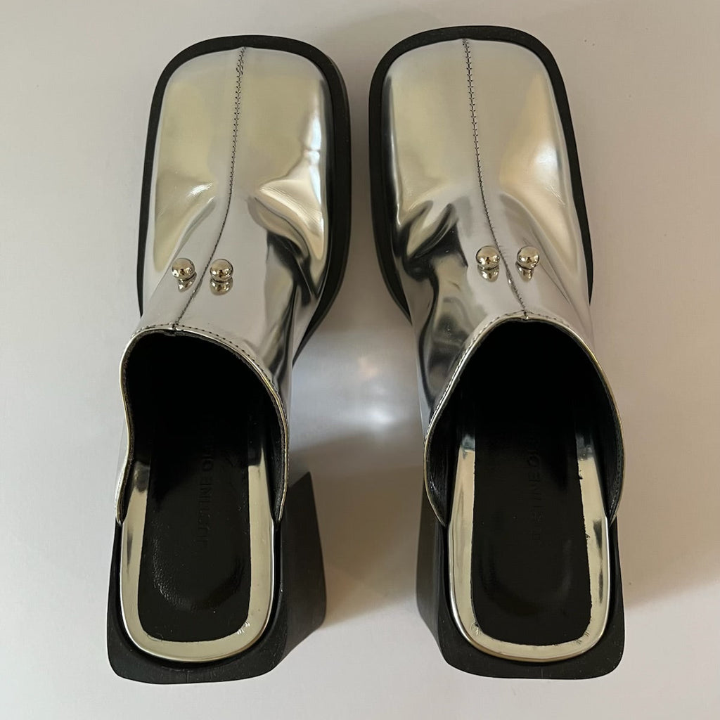 Justine Clenquet BNWB RAYA Mules in Silver Size IT37/US7/UK4.