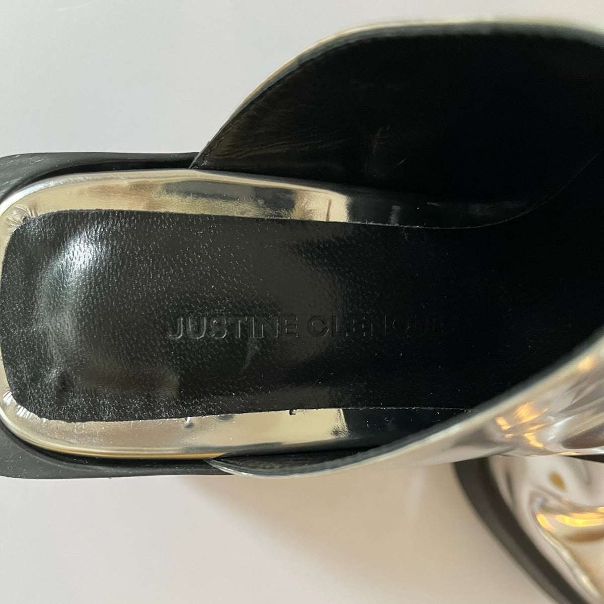 Justine Clenquet BNWB RAYA Mules in Silver Size IT37/US7/UK4.