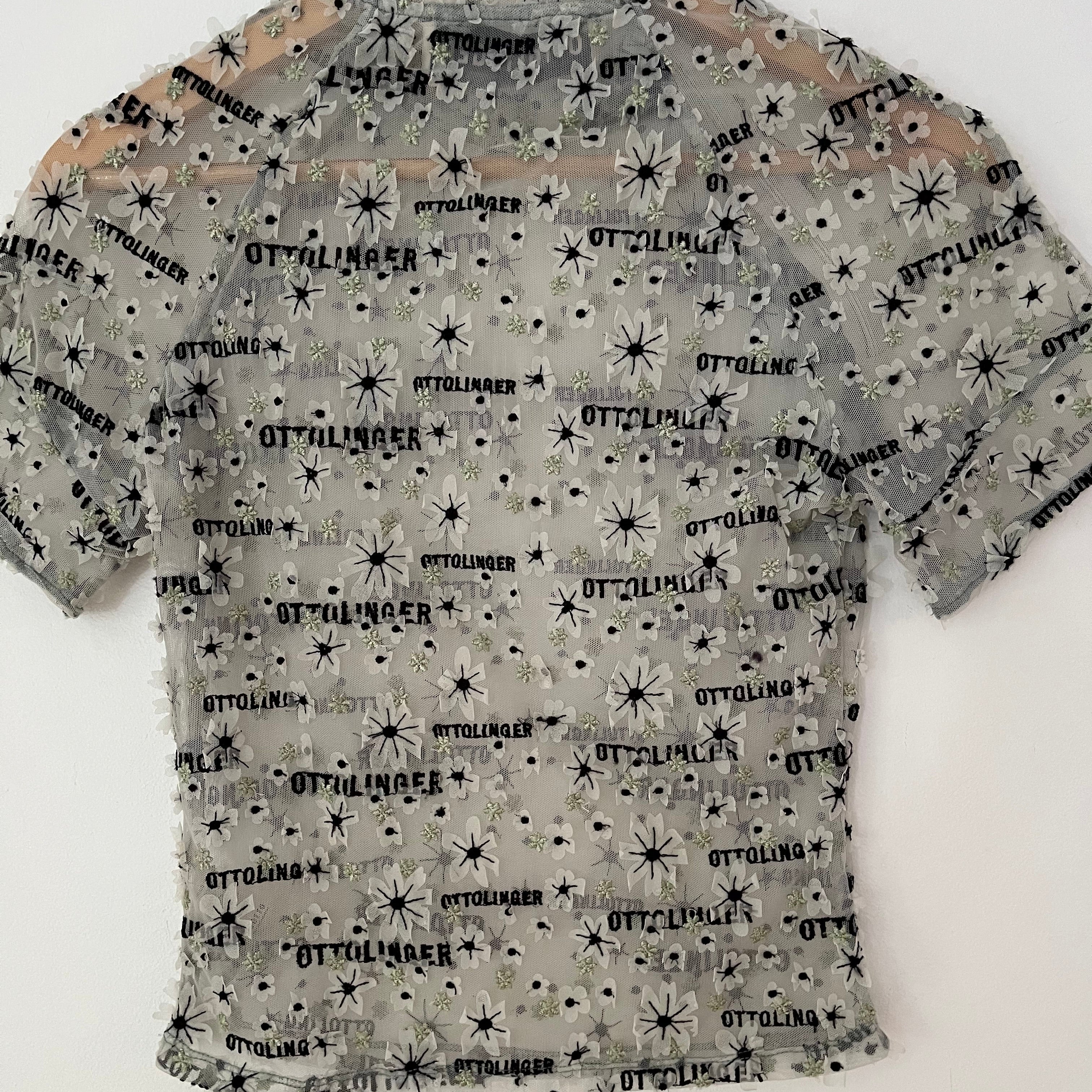 Ottolinger Mesh Tee in 3D Daisy Size M.