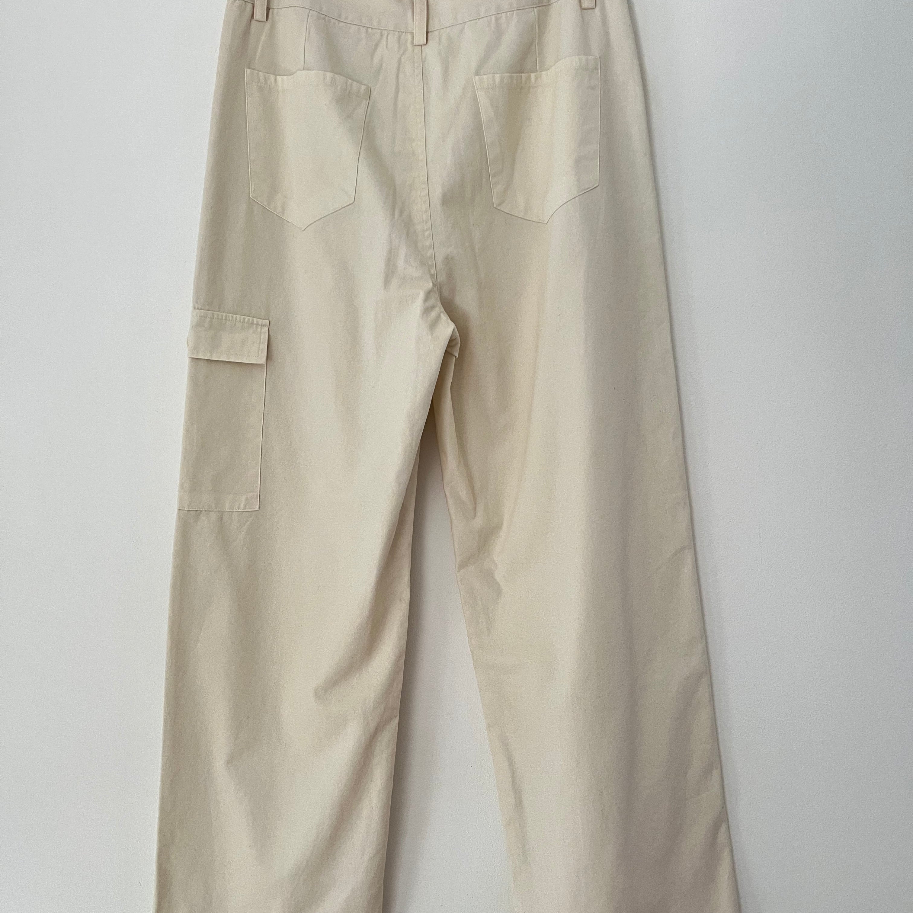 Found MOSAIC Pants in Cream Size 32.